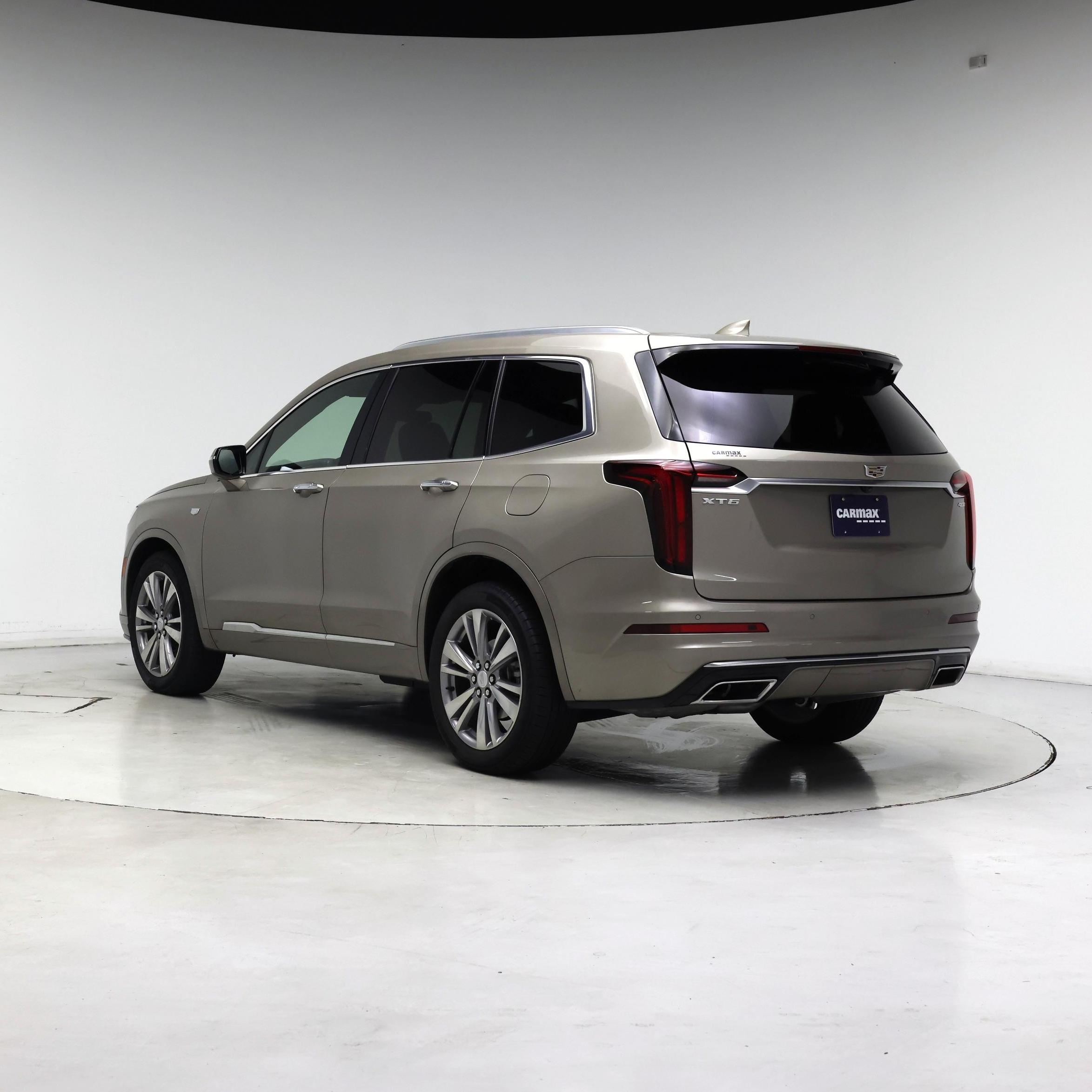 Thumbnail: 2023 Cadillac XT6 - 2