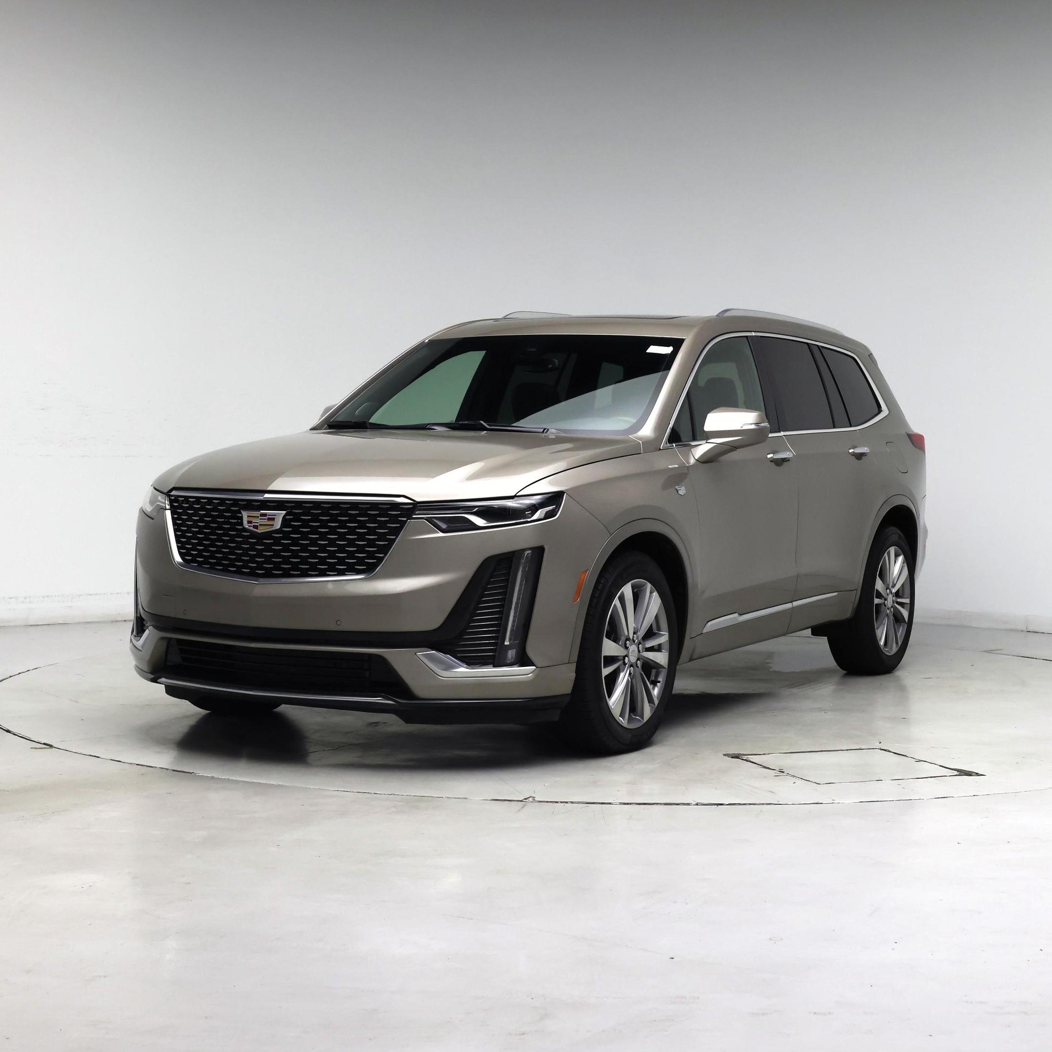 Thumbnail: 2023 Cadillac XT6 - 4
