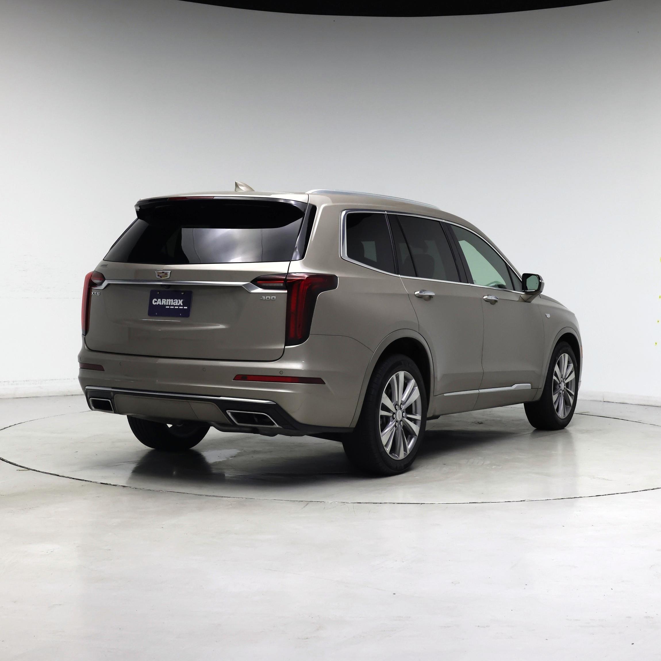 Thumbnail: 2023 Cadillac XT6 - 8