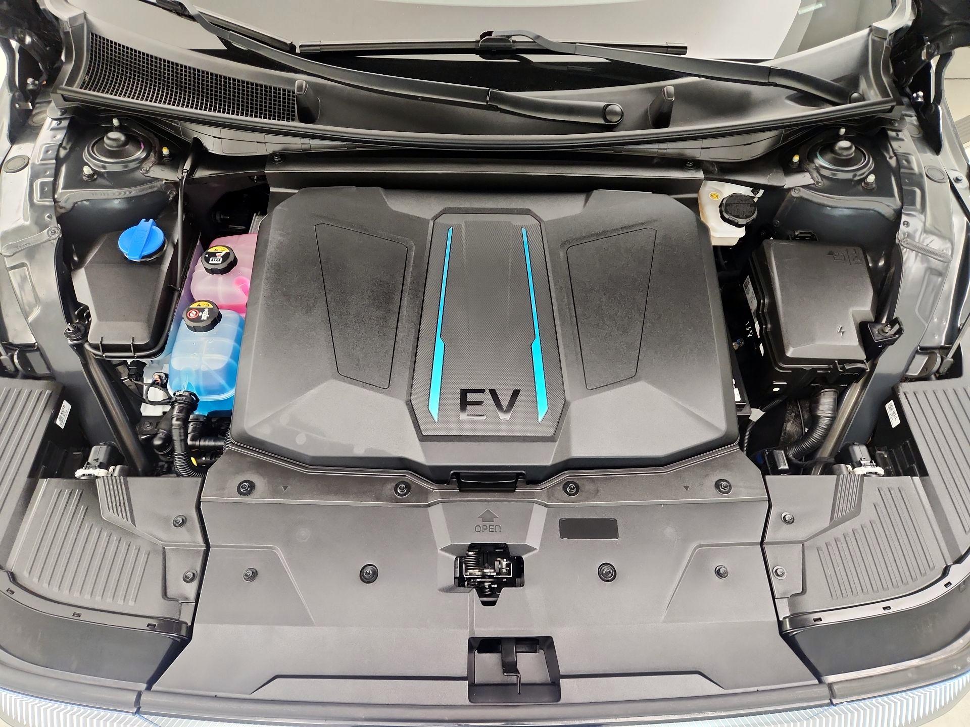 Thumbnail: 2022 Hyundai Ioniq 5 - 17