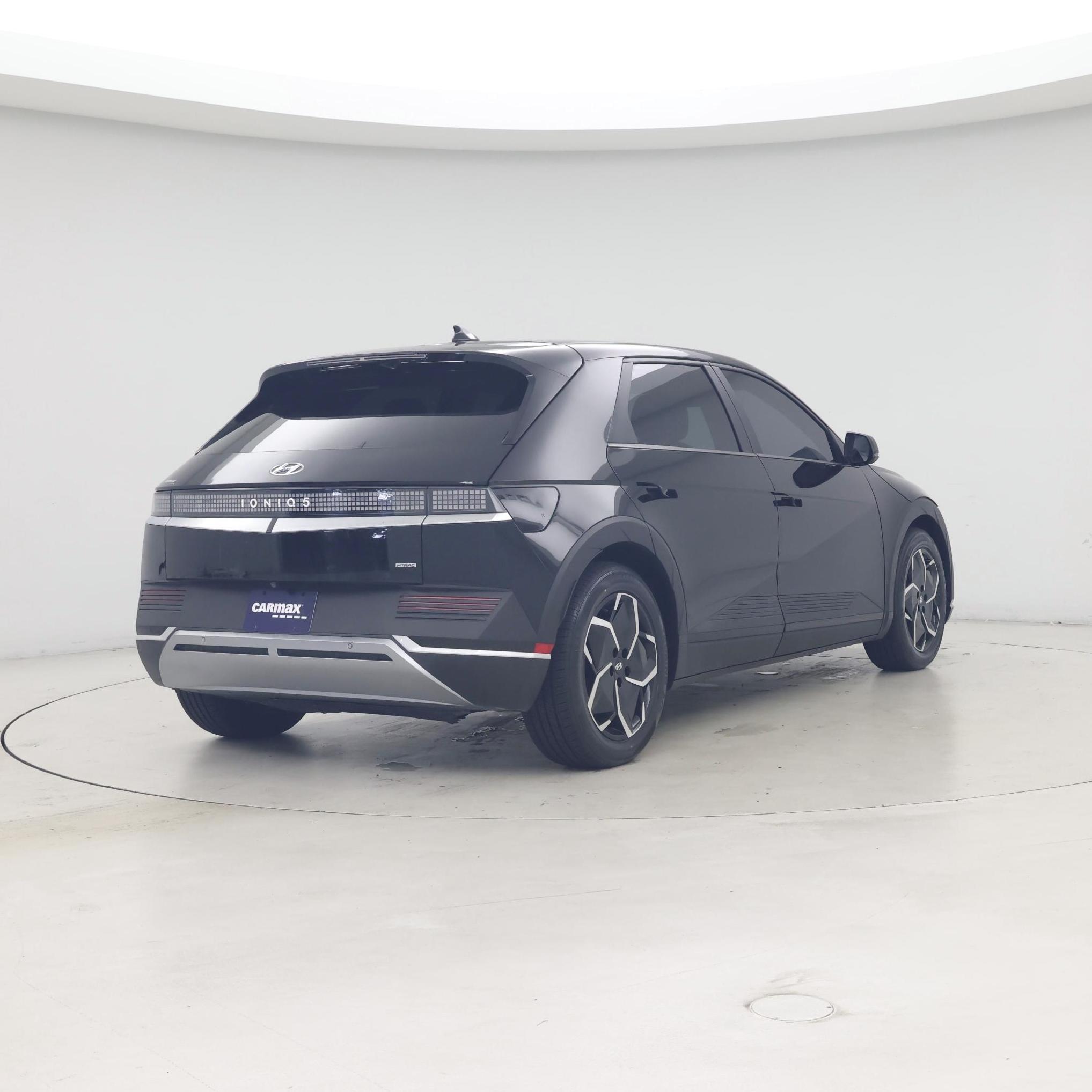 Thumbnail: 2022 Hyundai Ioniq 5 - 8