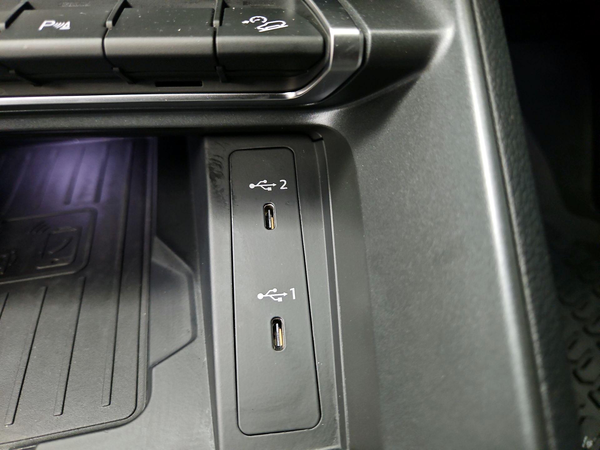 Thumbnail: 2025 Audi Q3 - 18