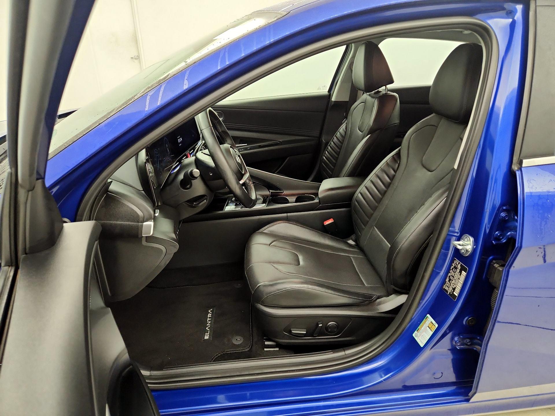 Thumbnail: 2023 Hyundai Elantra - 11