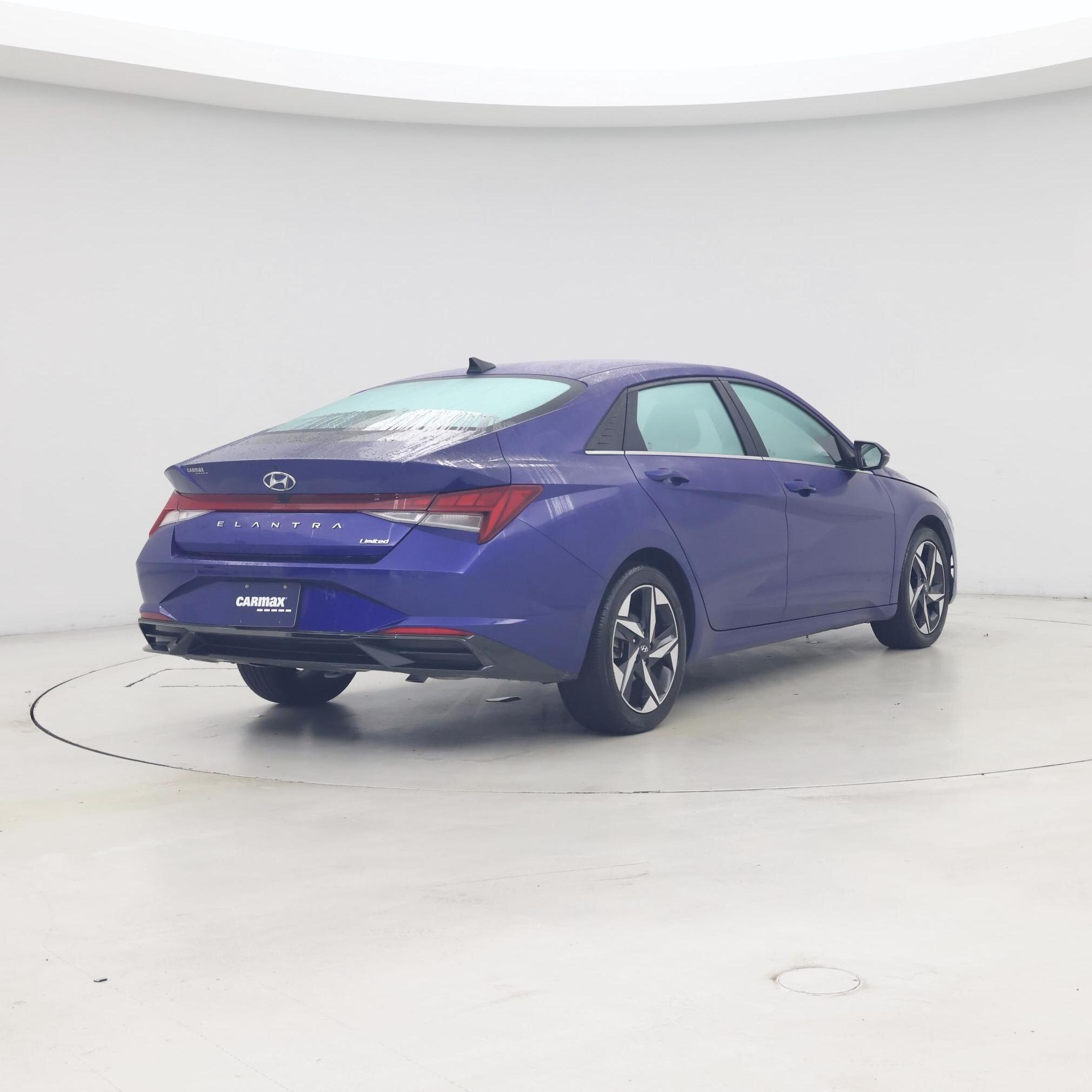 Thumbnail: 2023 Hyundai Elantra - 8