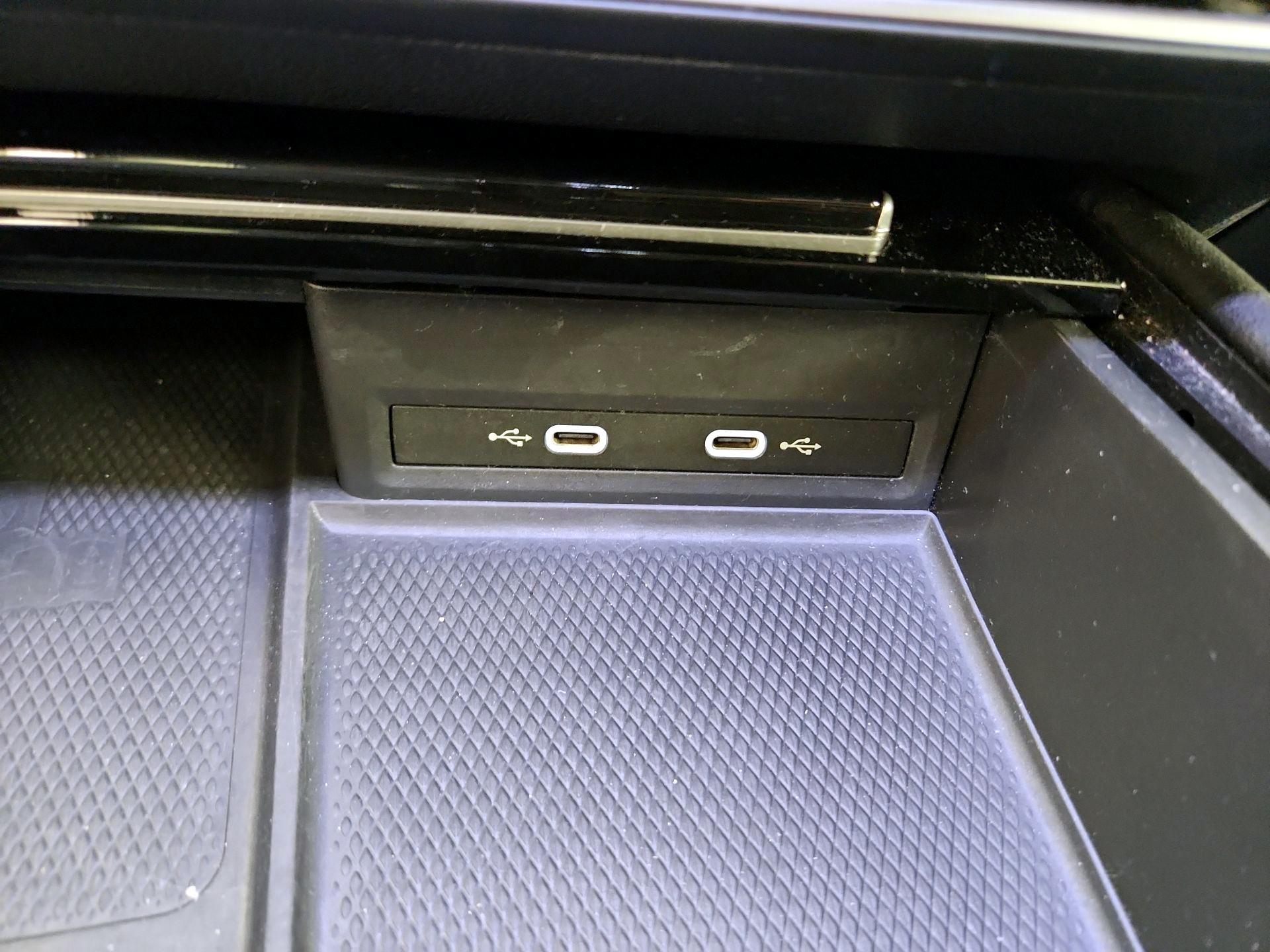 Thumbnail: 2024 Volkswagen Atlas - 18