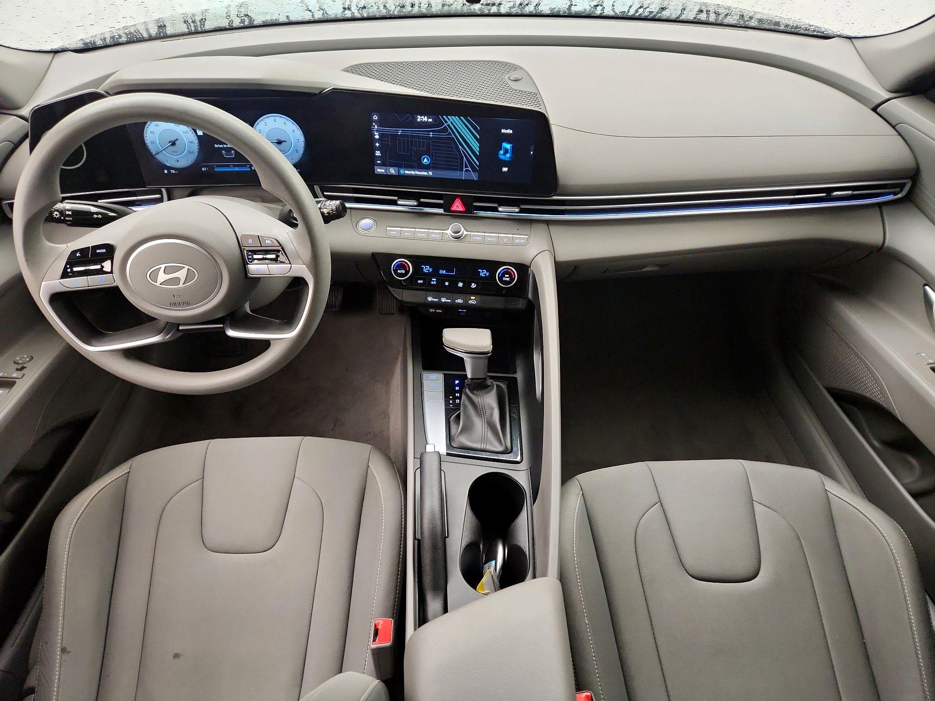 Thumbnail: 2024 Hyundai Elantra - 9