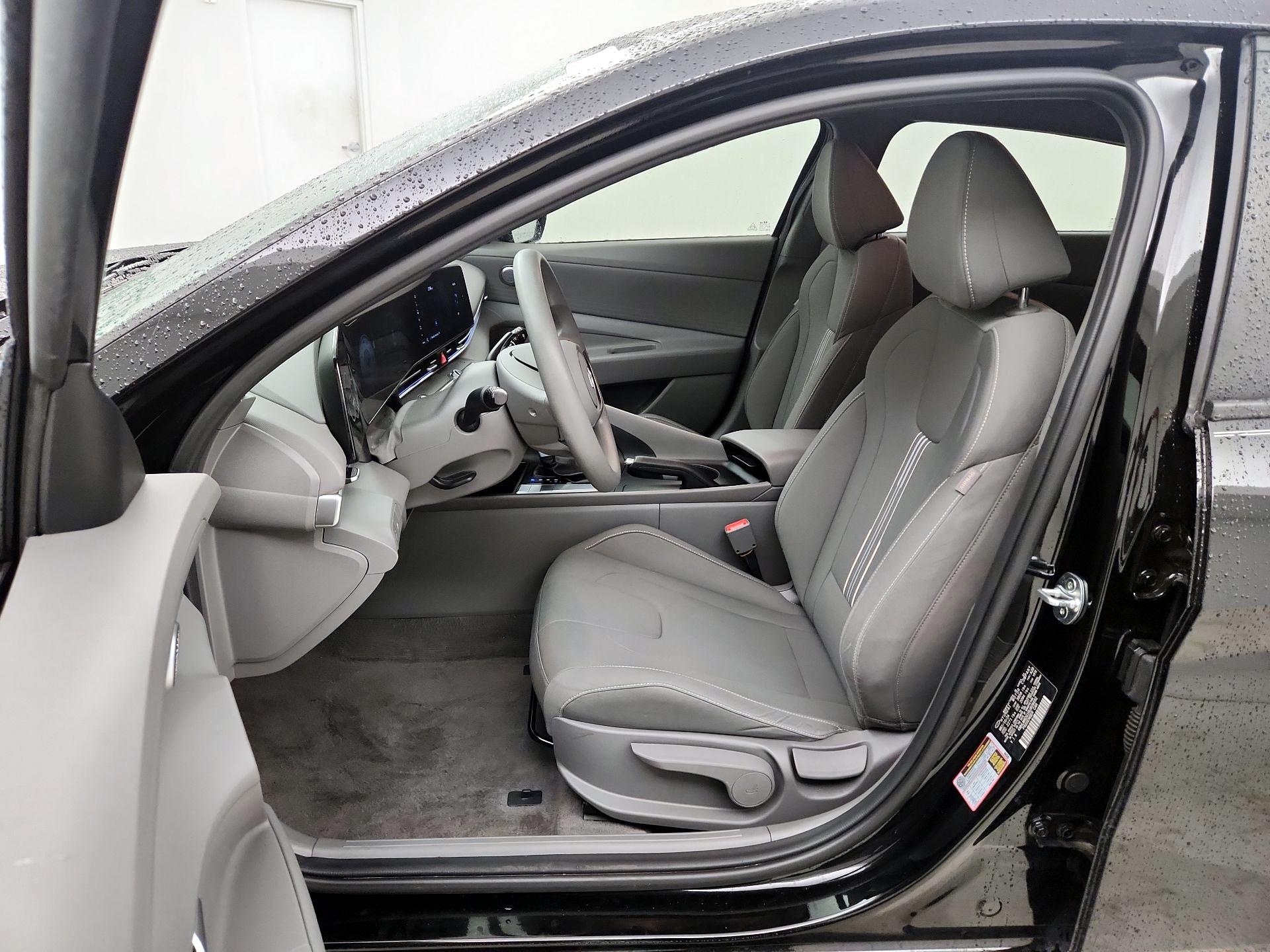 Thumbnail: 2024 Hyundai Elantra - 11