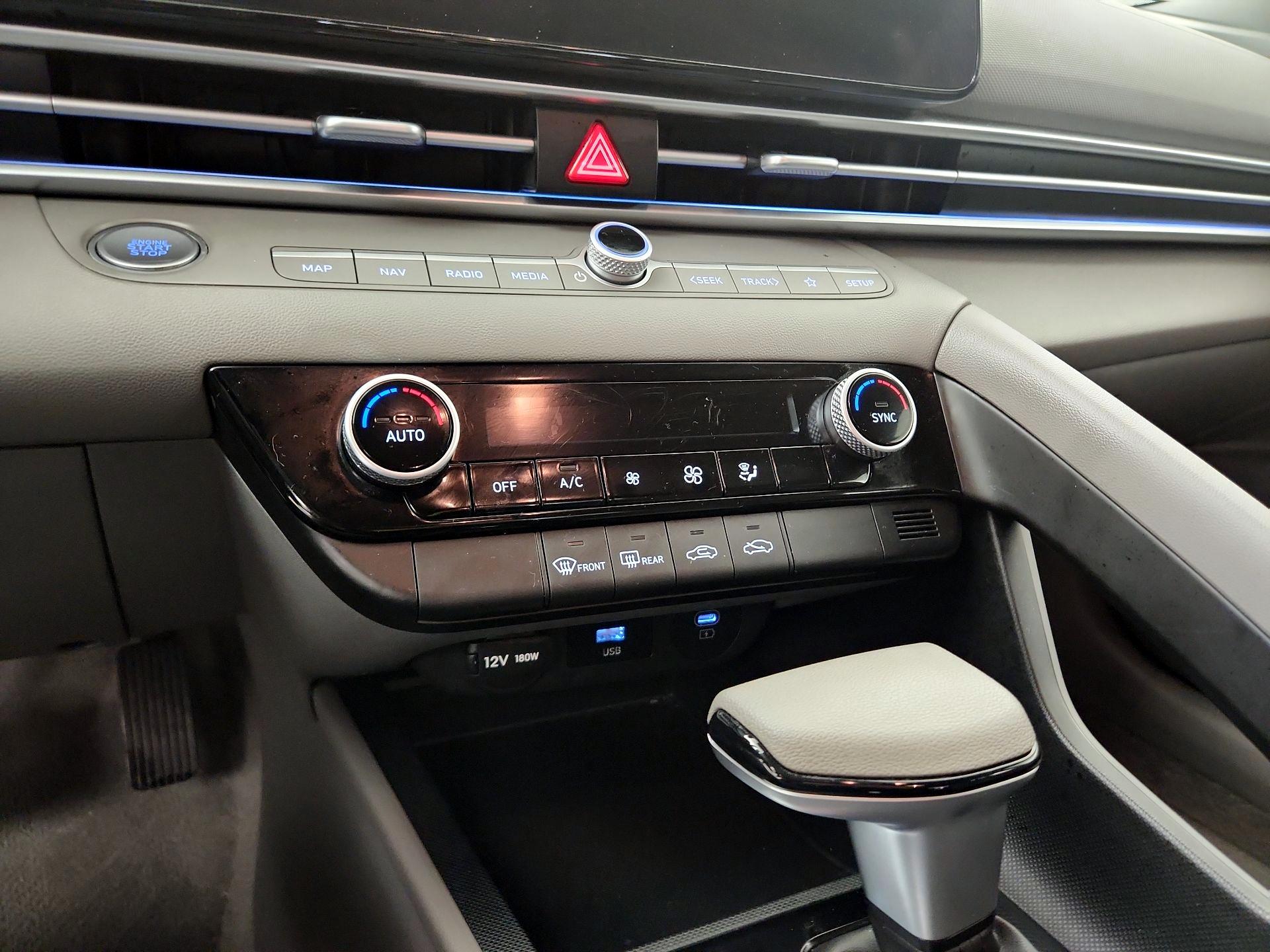 Thumbnail: 2024 Hyundai Elantra - 14