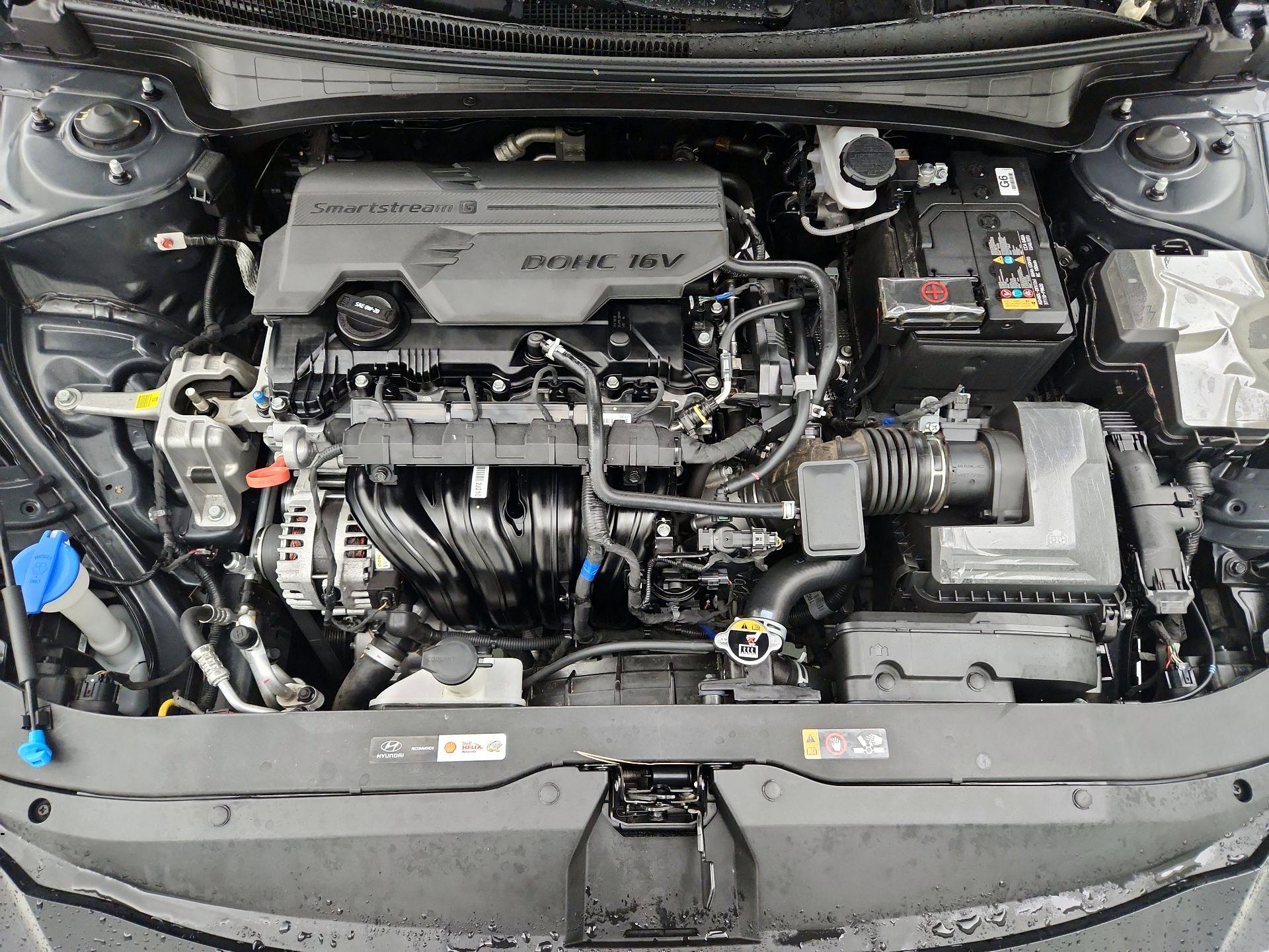 Thumbnail: 2024 Hyundai Elantra - 17