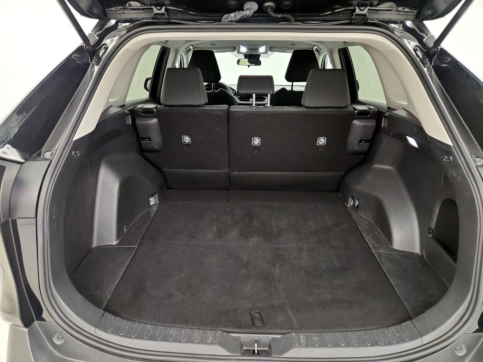 Thumbnail: 2024 Toyota RAV4 - 20