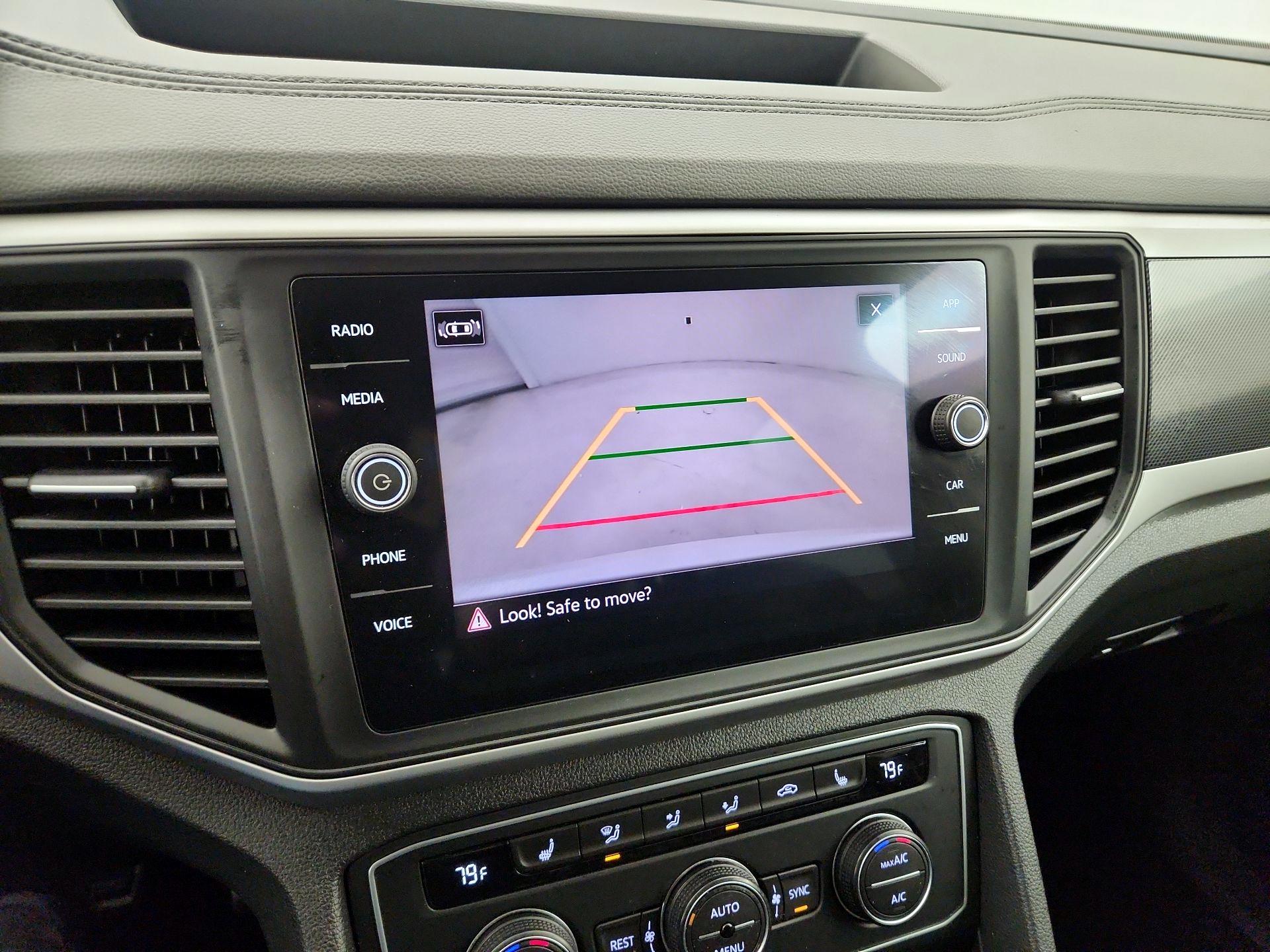 Thumbnail: 2021 Volkswagen Atlas - 14