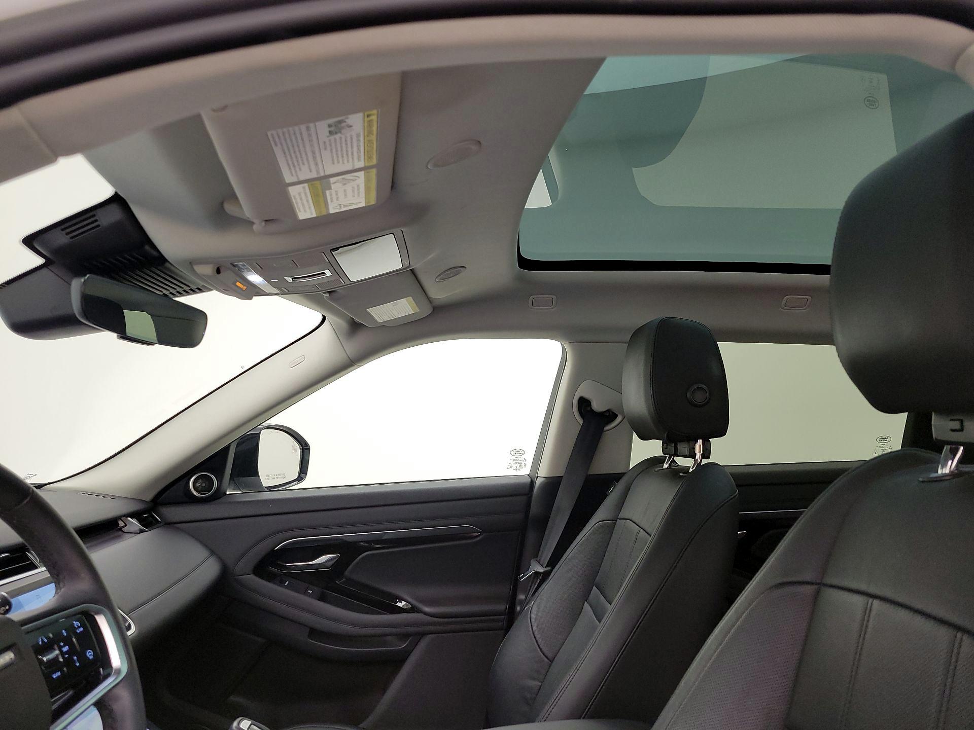 Thumbnail: 2023 Land Rover Range Rover Evoque - 18