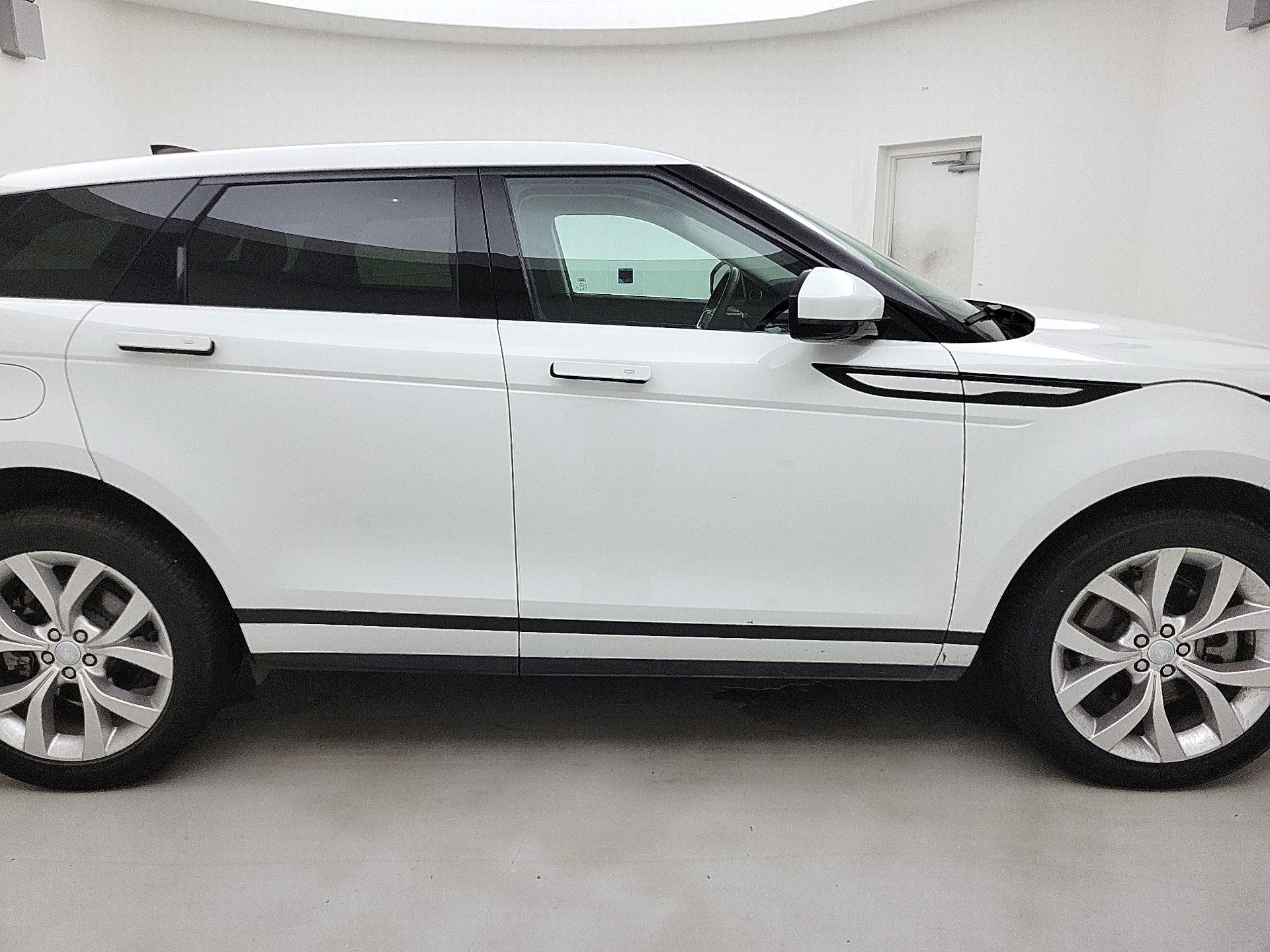 Thumbnail: 2023 Land Rover Range Rover Evoque - 4