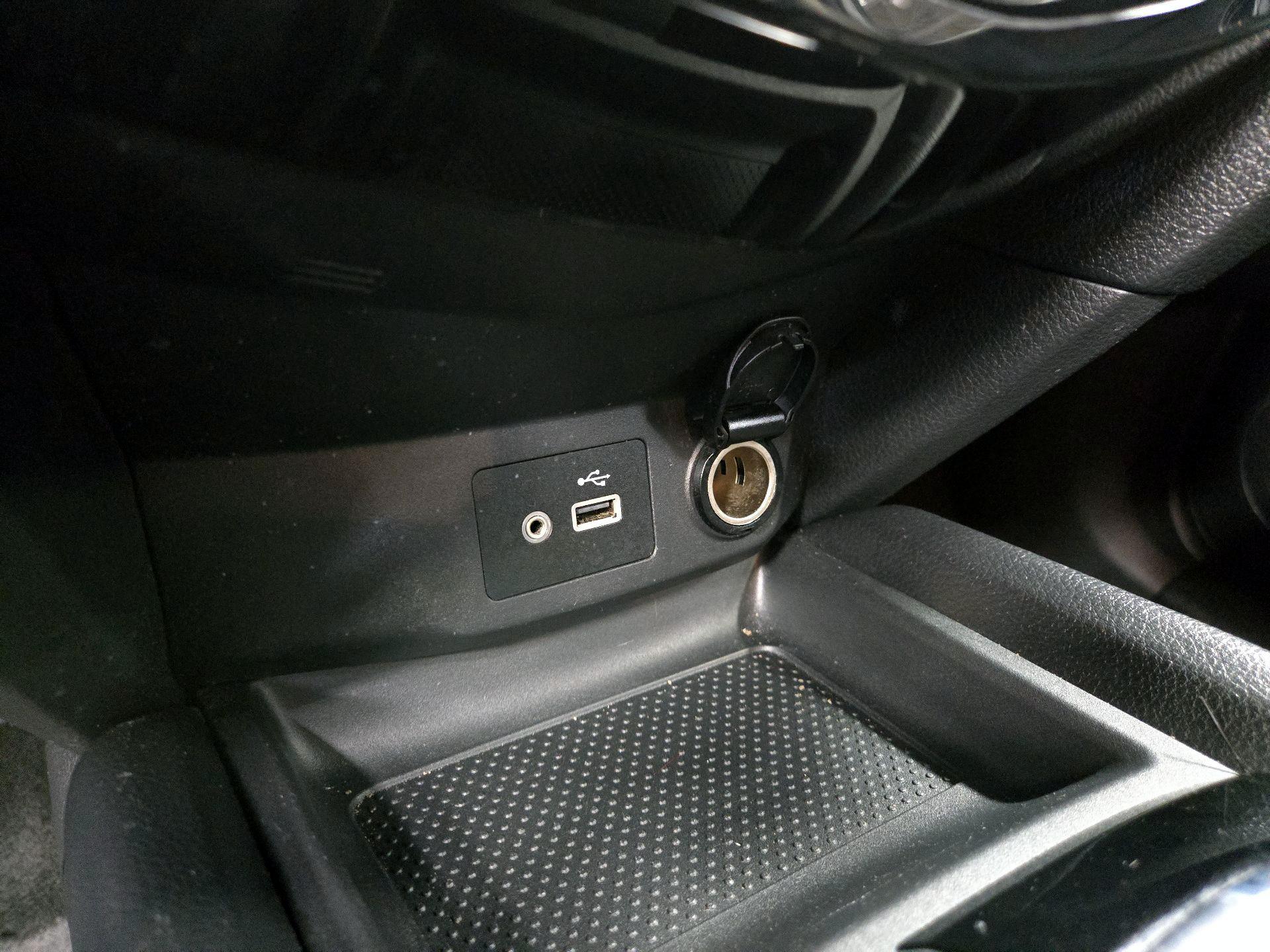 Thumbnail: 2018 Nissan Rogue - 18