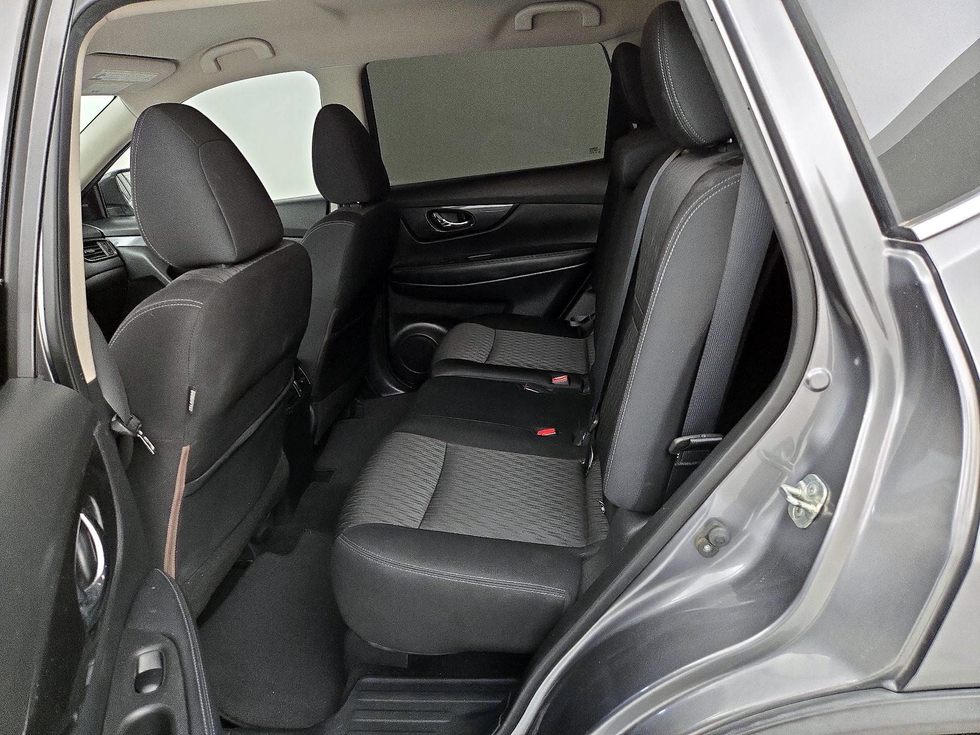 Thumbnail: 2018 Nissan Rogue - 19