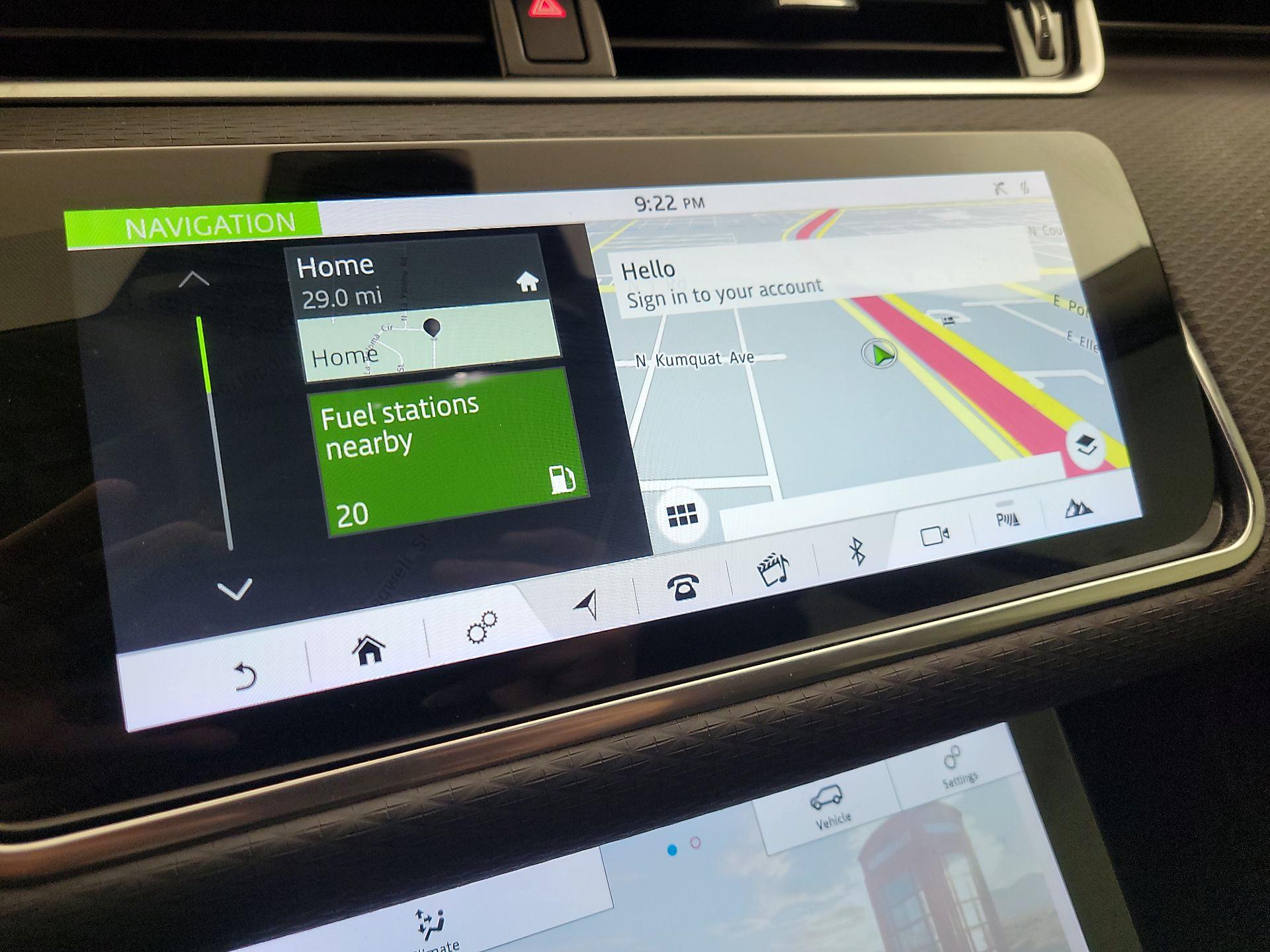 Thumbnail: 2020 Land Rover Range Rover Evoque - 12