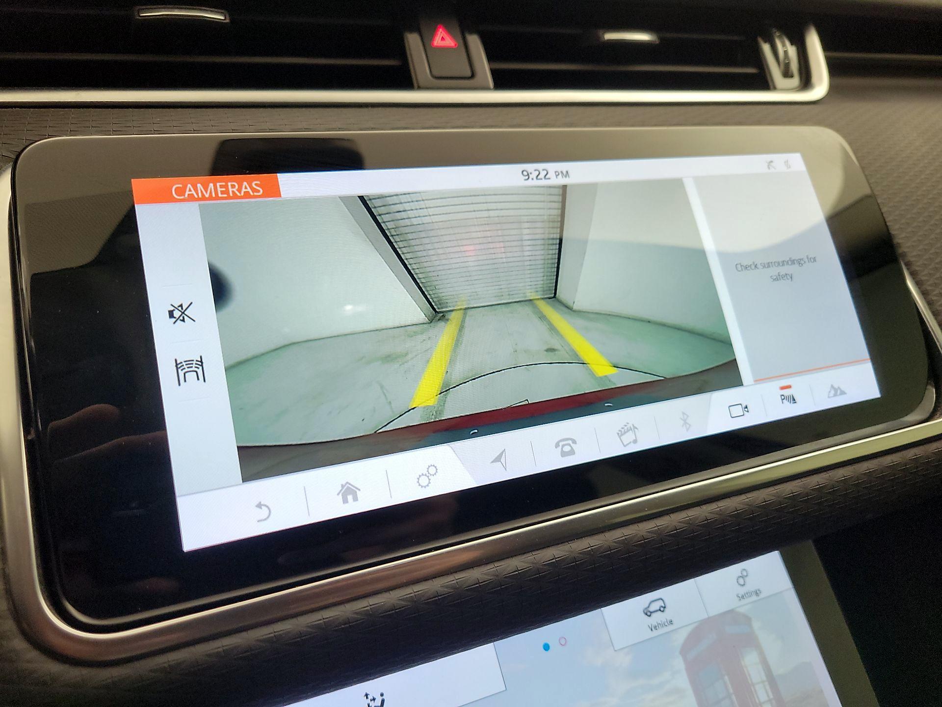 Thumbnail: 2020 Land Rover Range Rover Evoque - 13