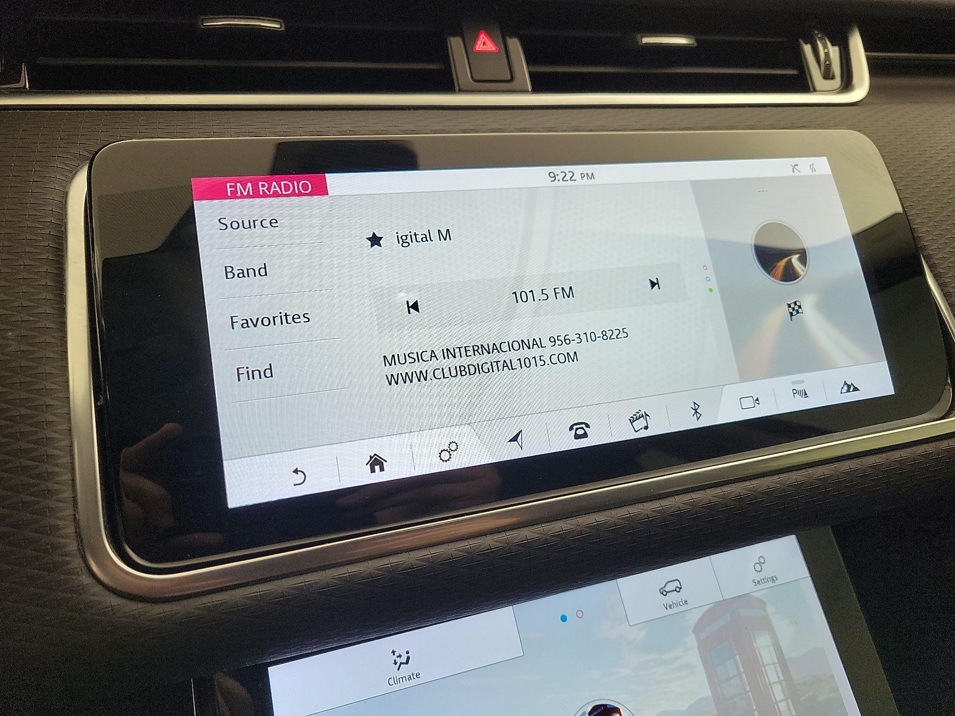 Thumbnail: 2020 Land Rover Range Rover Evoque - 14