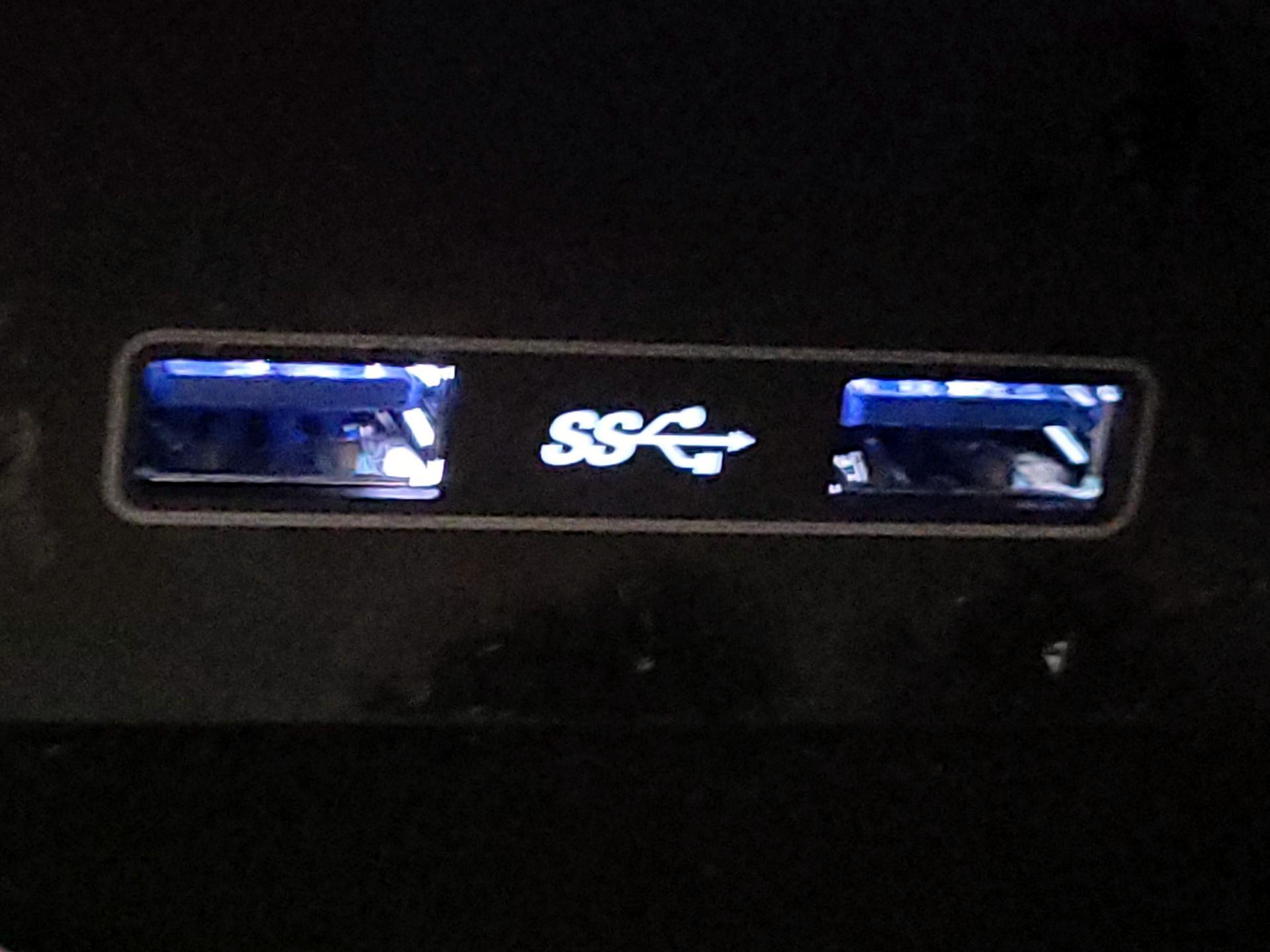 Thumbnail: 2020 Land Rover Range Rover Evoque - 17