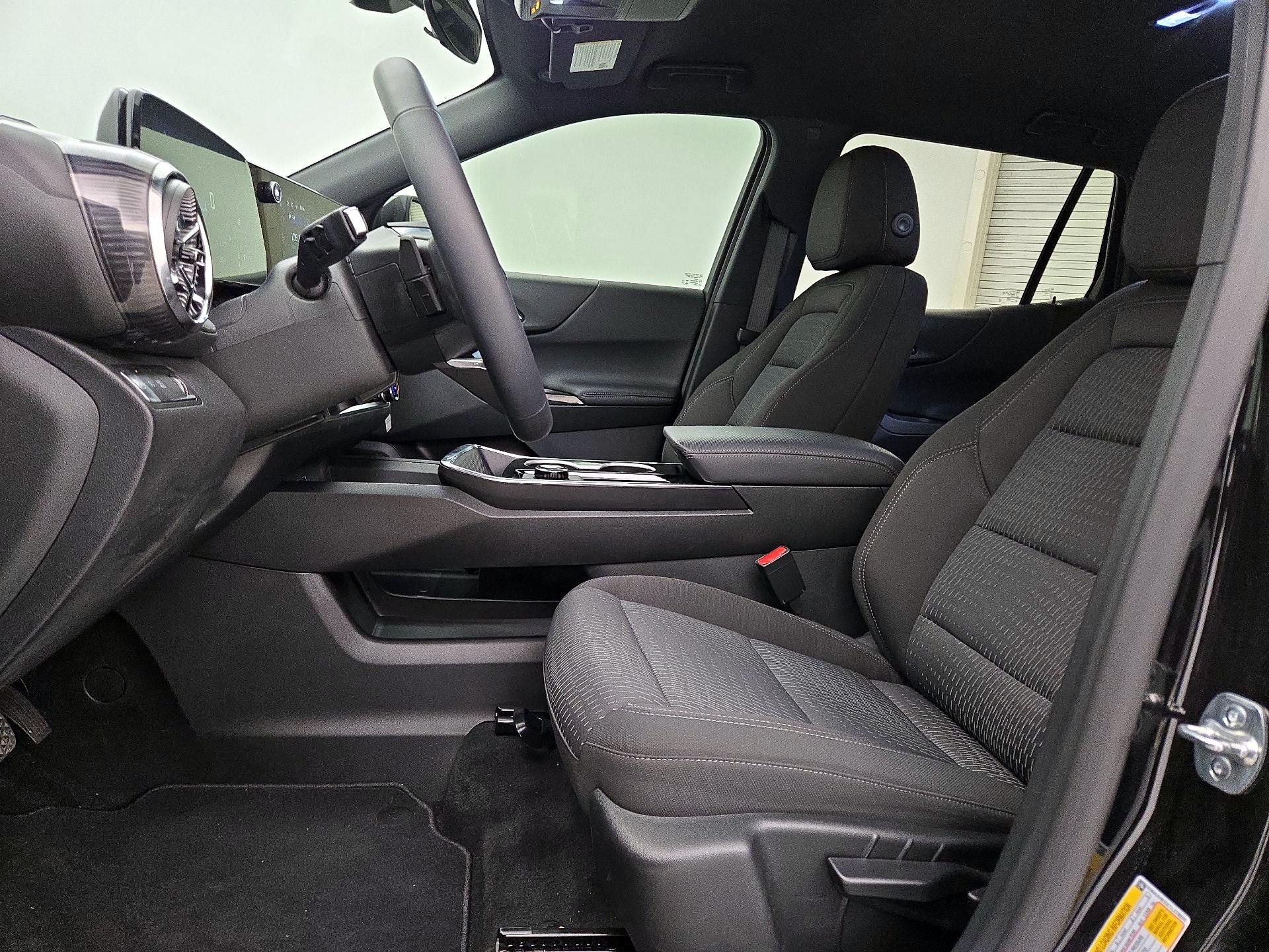 Thumbnail: 2026 Chevrolet Equinox - 11