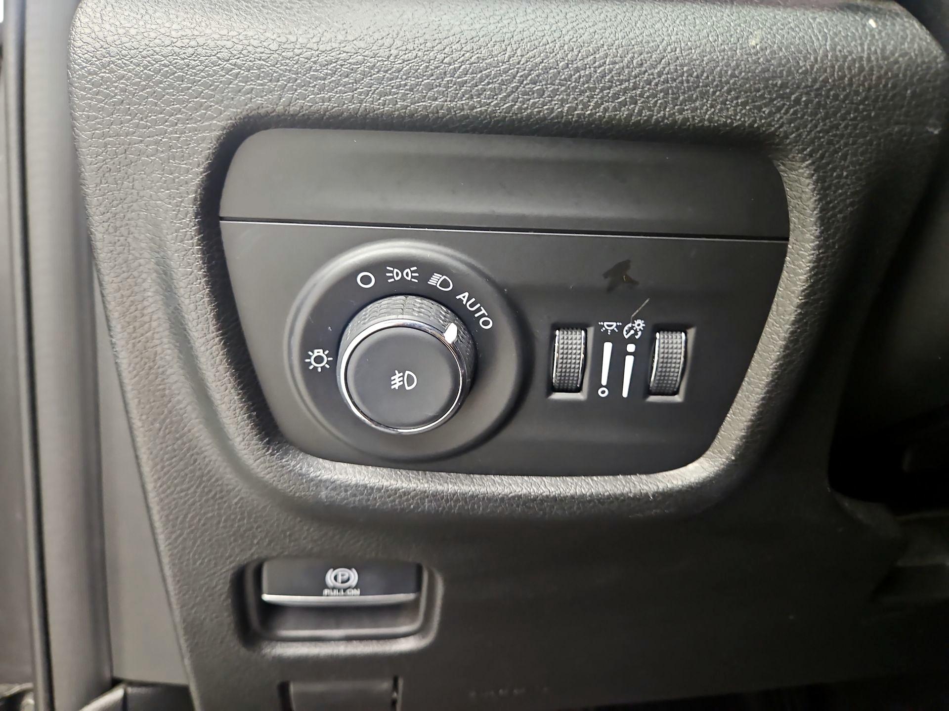 Thumbnail: 2022 Jeep Grand Cherokee L - 13