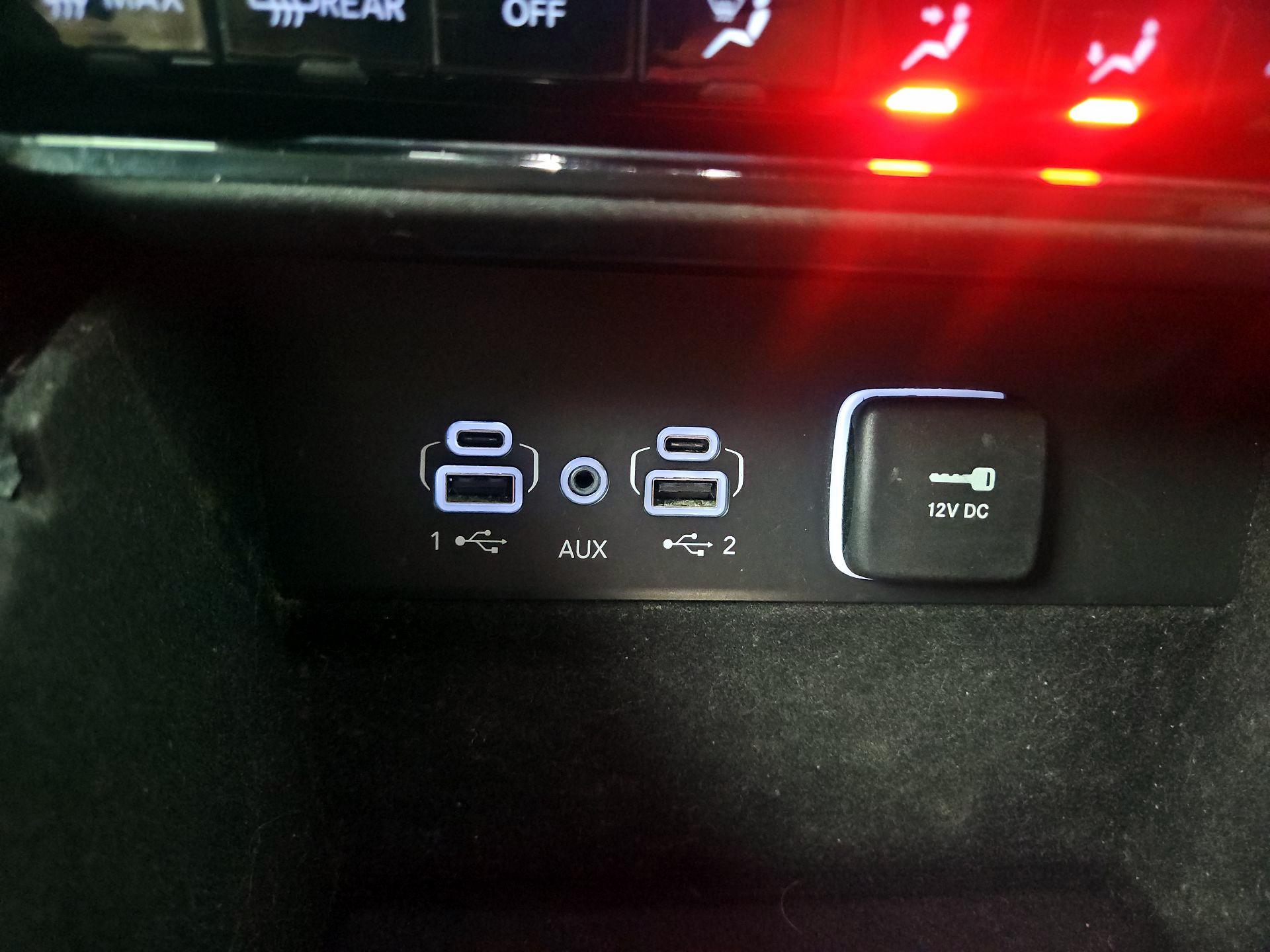 Thumbnail: 2022 Jeep Grand Cherokee L - 19