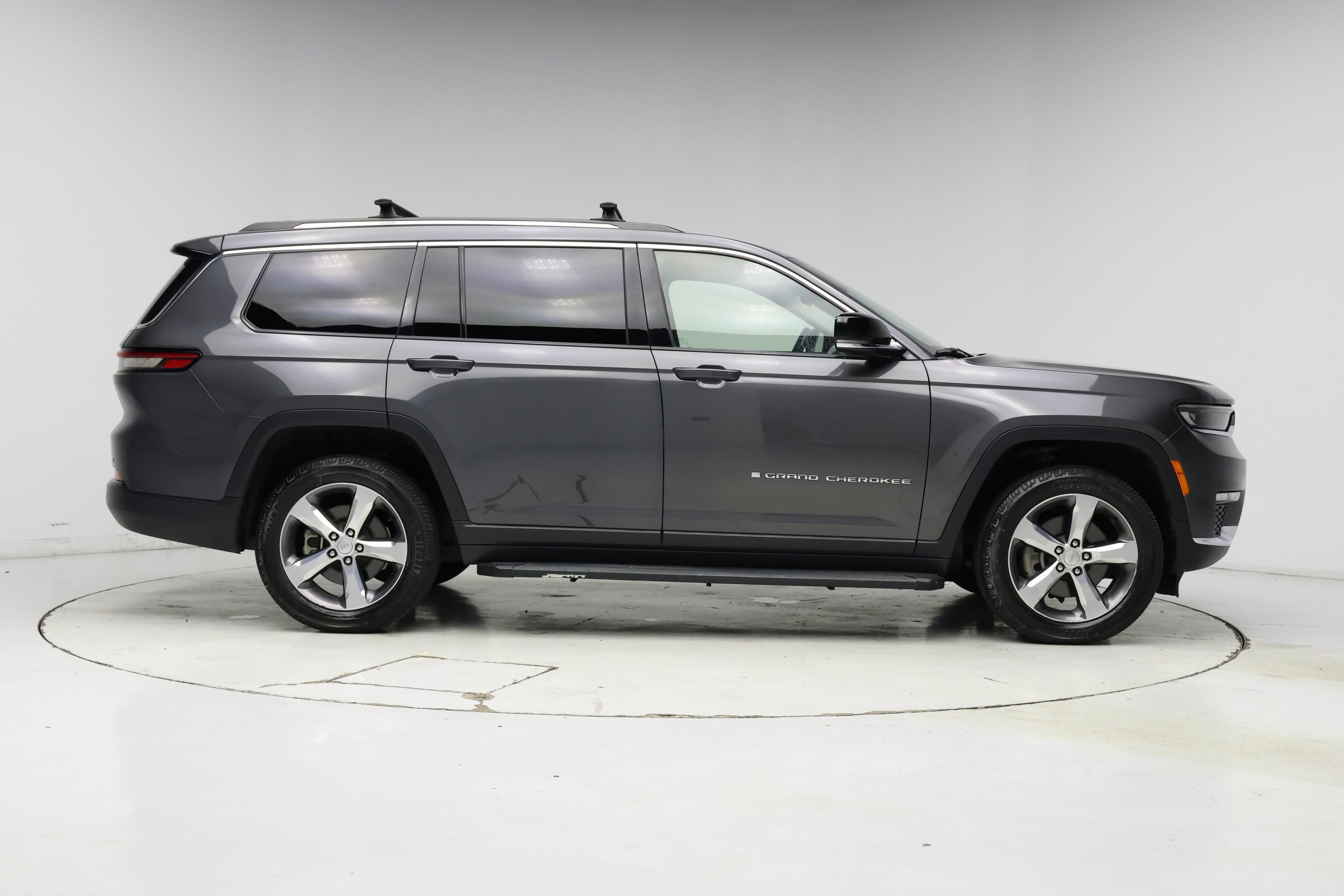 Thumbnail: 2022 Jeep Grand Cherokee L - 7