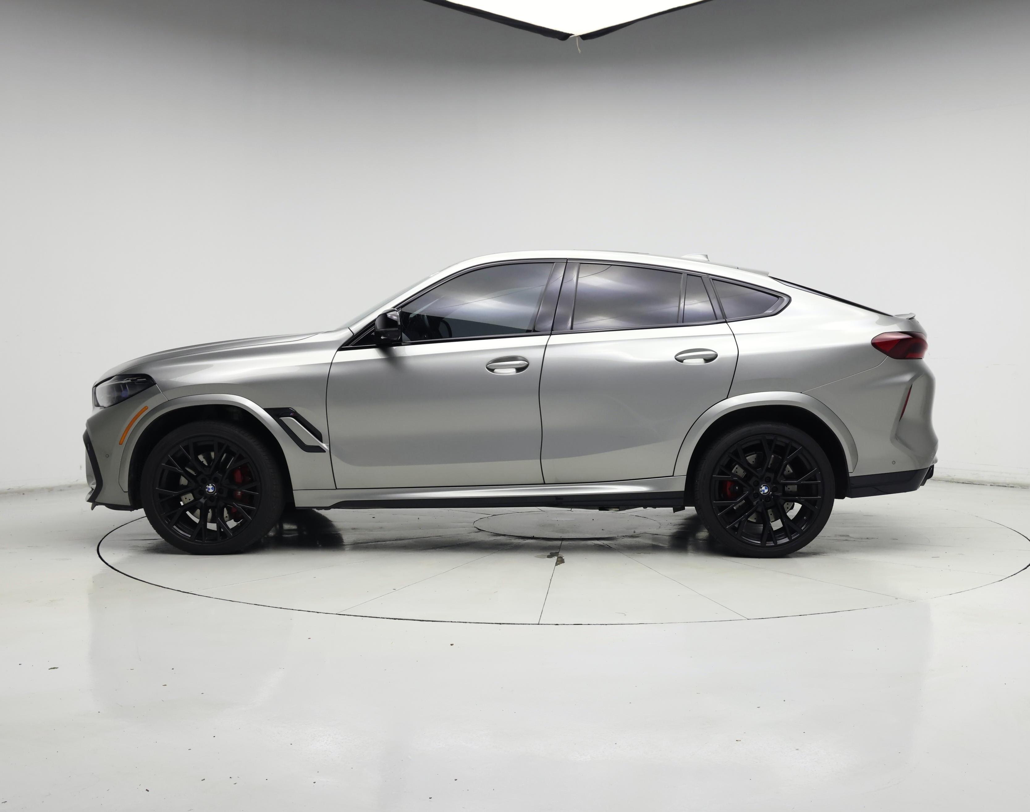 Thumbnail: 2023 BMW X6 - 3