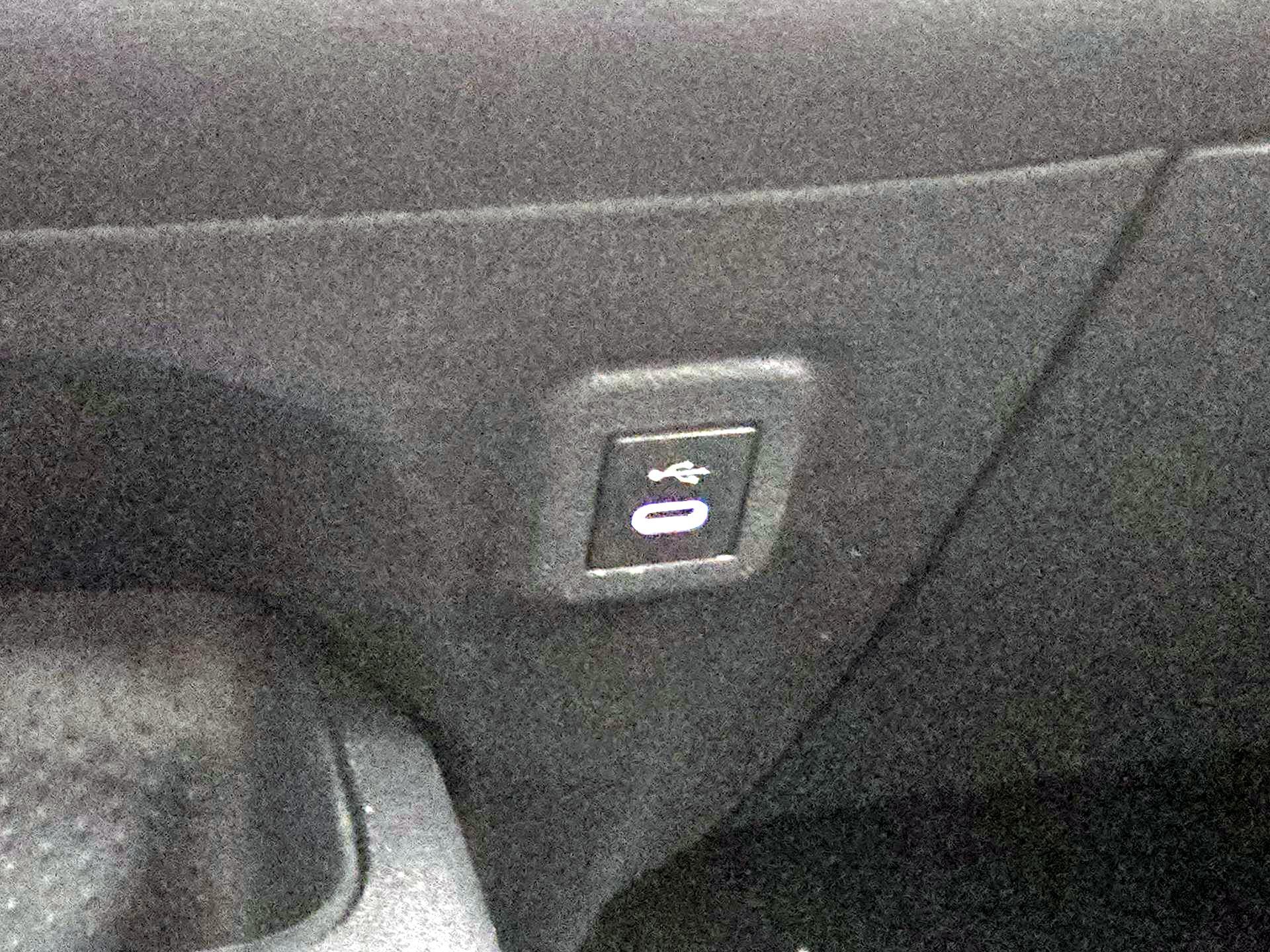 Thumbnail: 2024 Toyota Corolla - 18