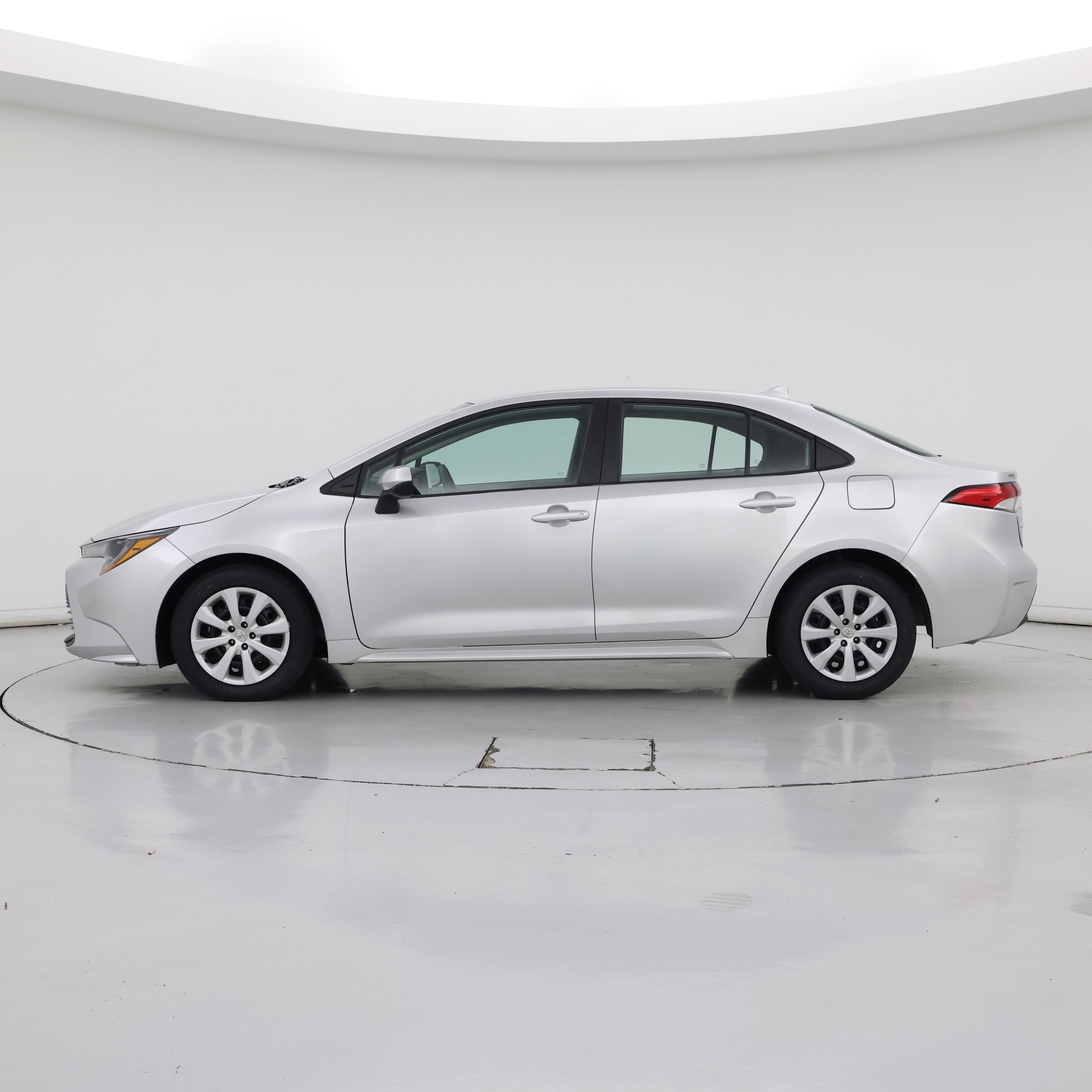 Thumbnail: 2024 Toyota Corolla - 3