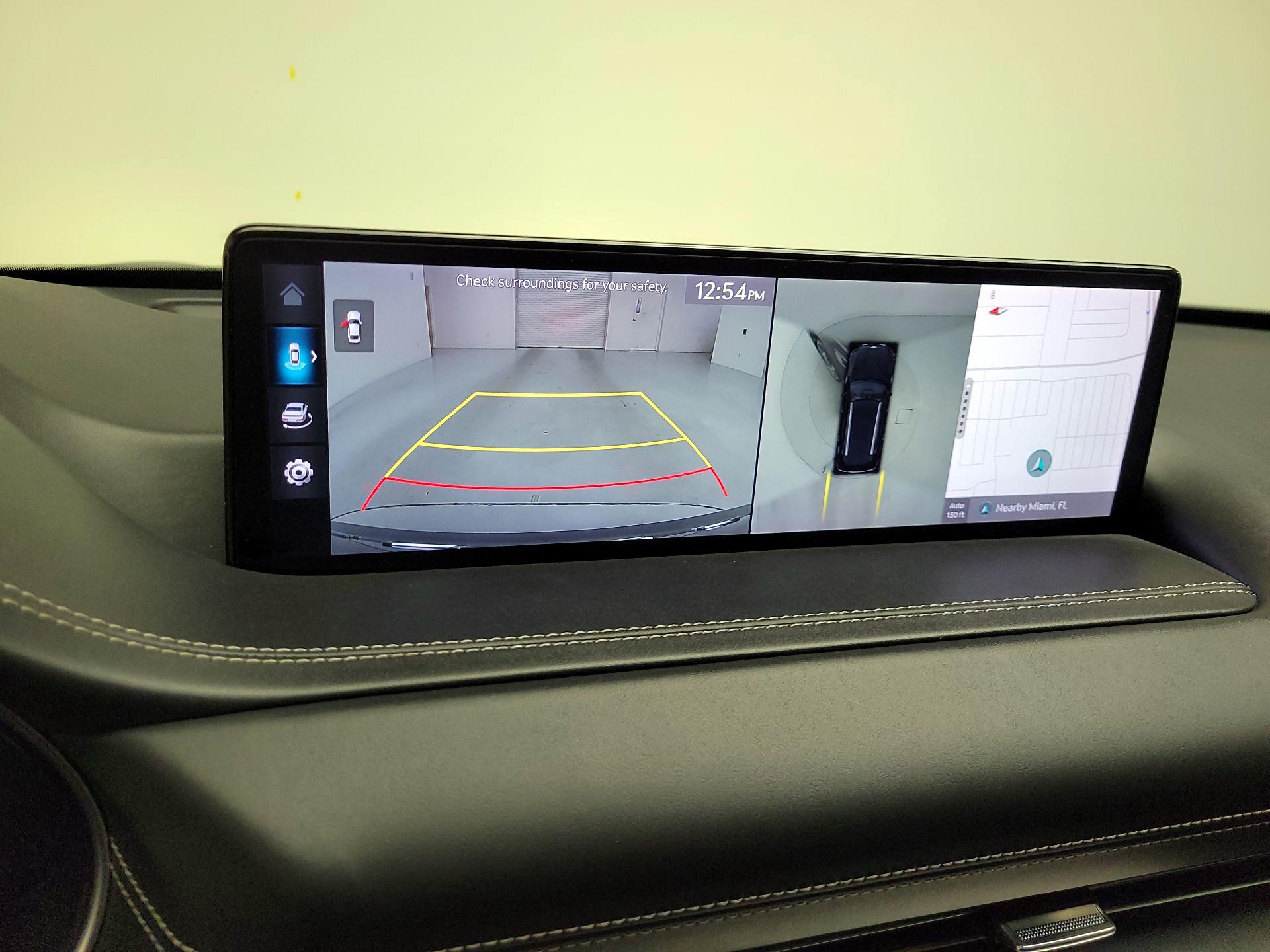 Thumbnail: 2022 Genesis GV80 - 15