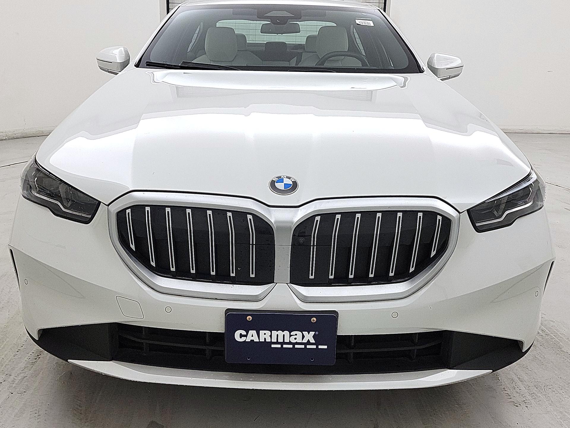 Thumbnail: 2024 BMW 5 Series - 2