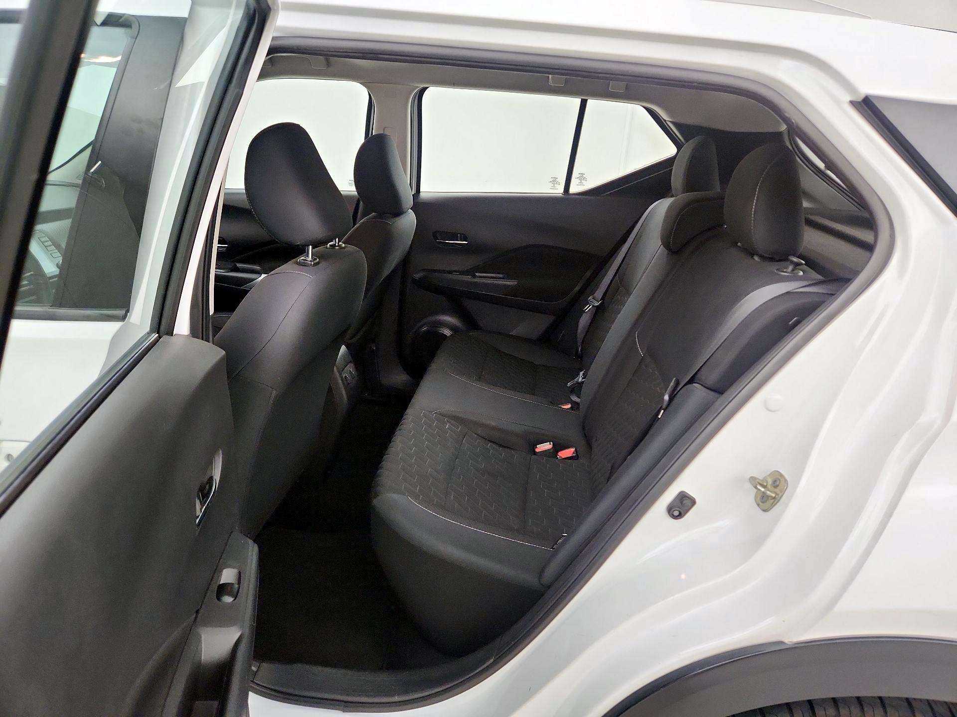 Thumbnail: 2021 Nissan Kicks - 18