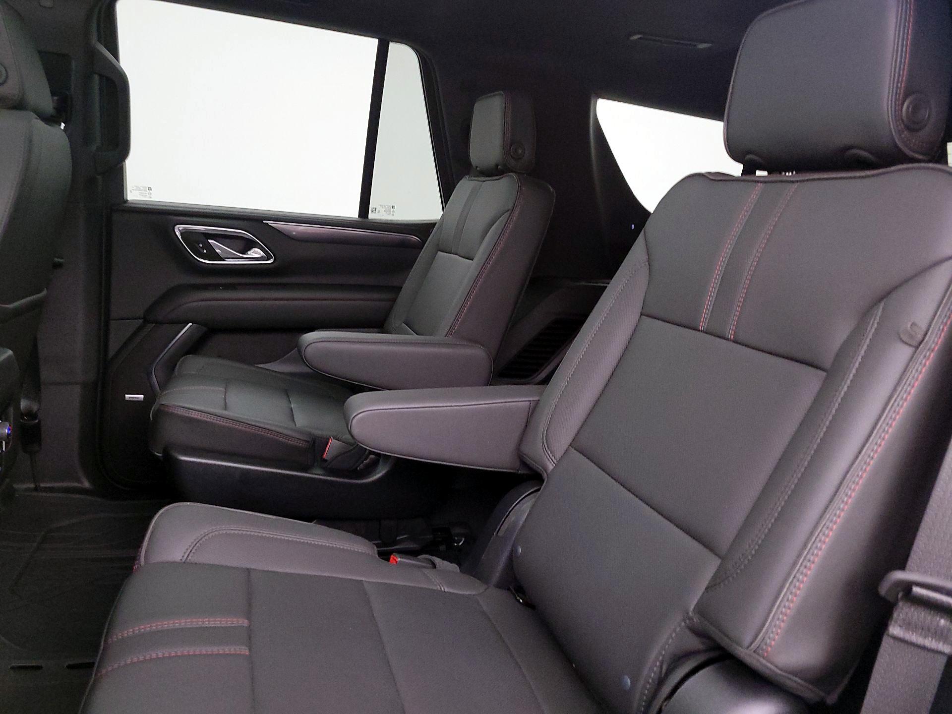 Thumbnail: 2024 Chevrolet Tahoe - 18