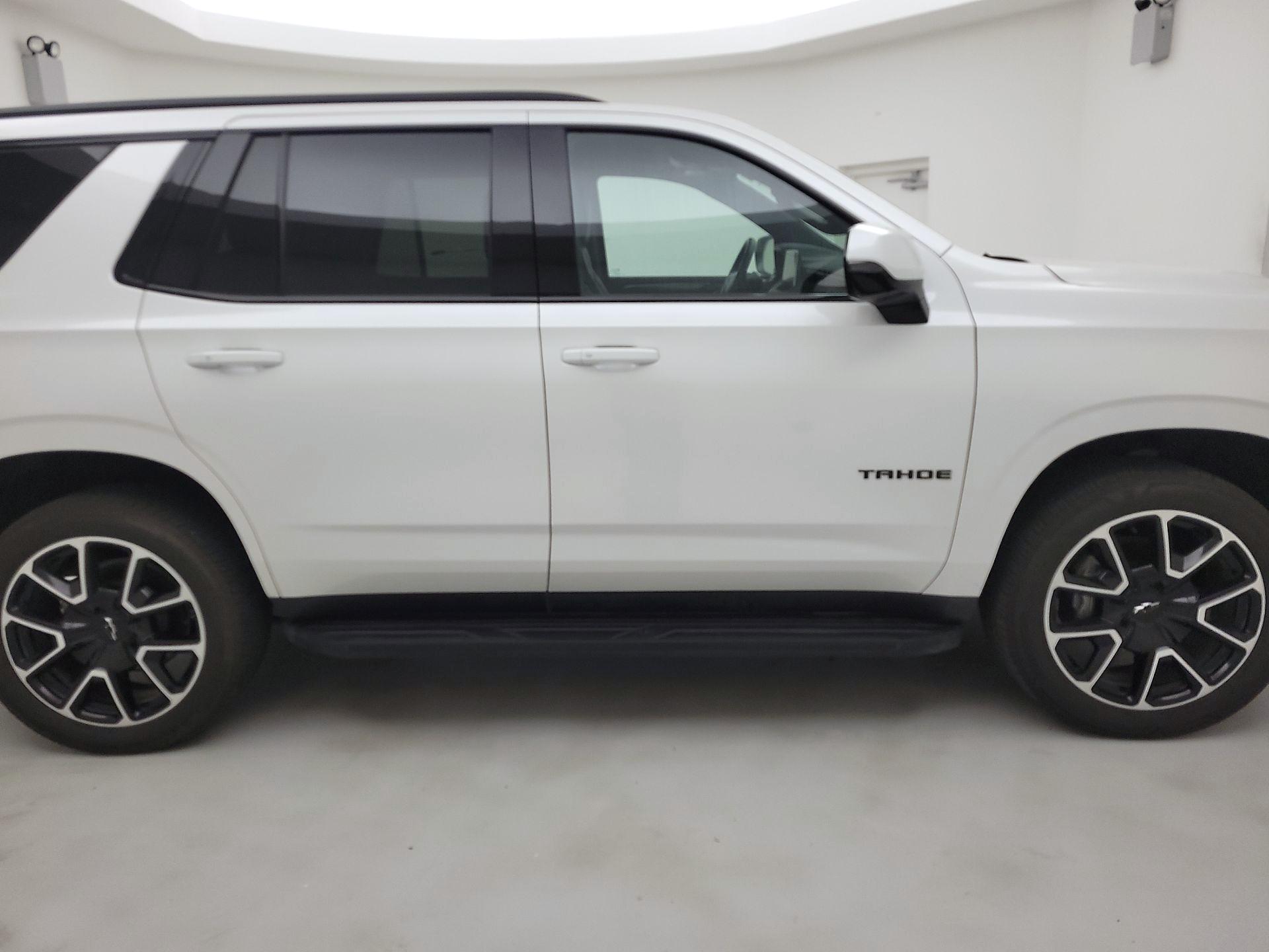 Thumbnail: 2024 Chevrolet Tahoe - 4