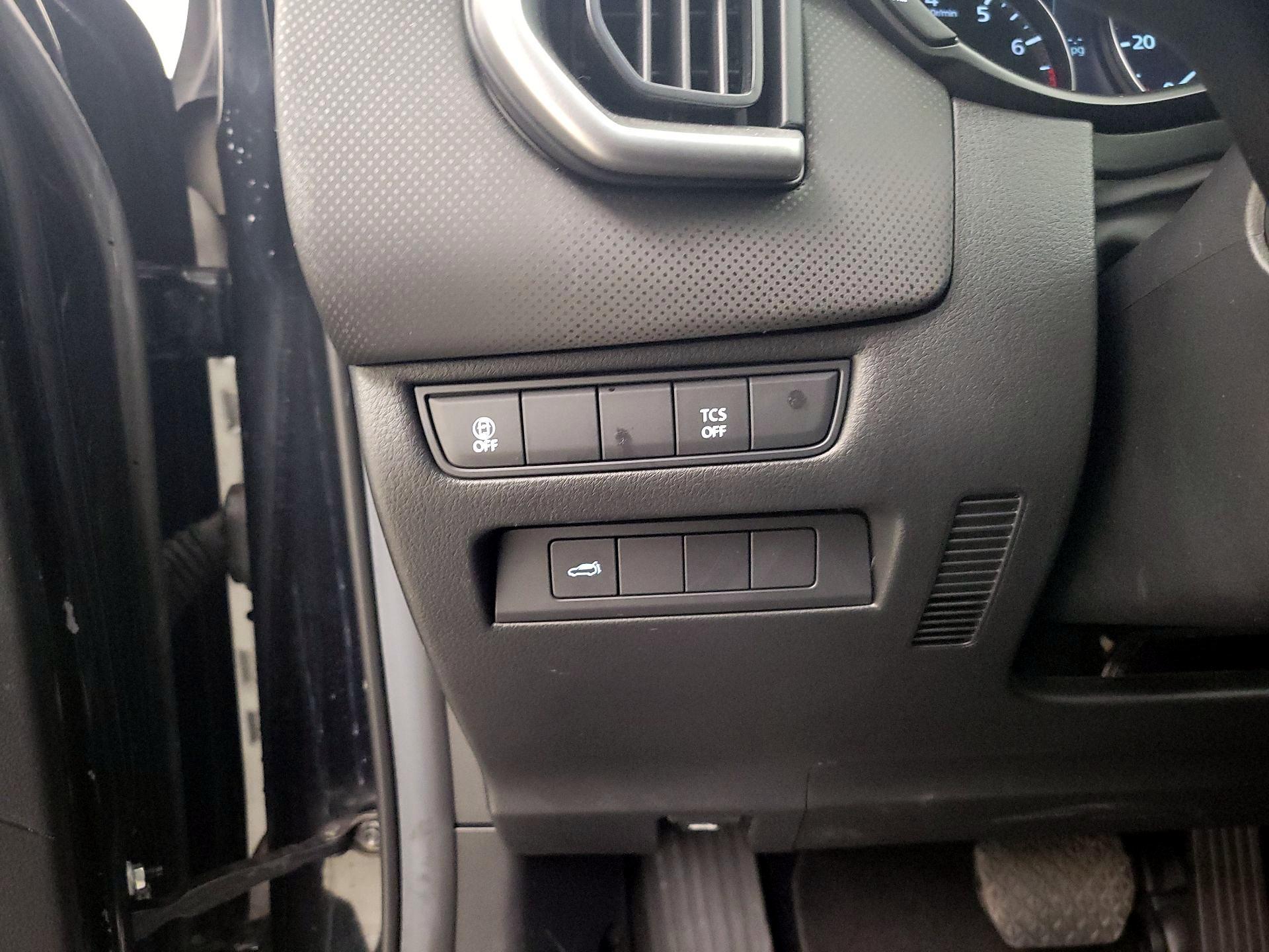 Thumbnail: 2025 Mazda CX-50 - 13