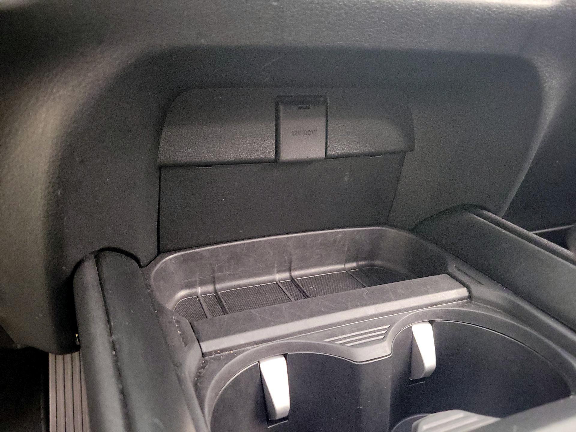 Thumbnail: 2025 Mazda CX-50 - 18