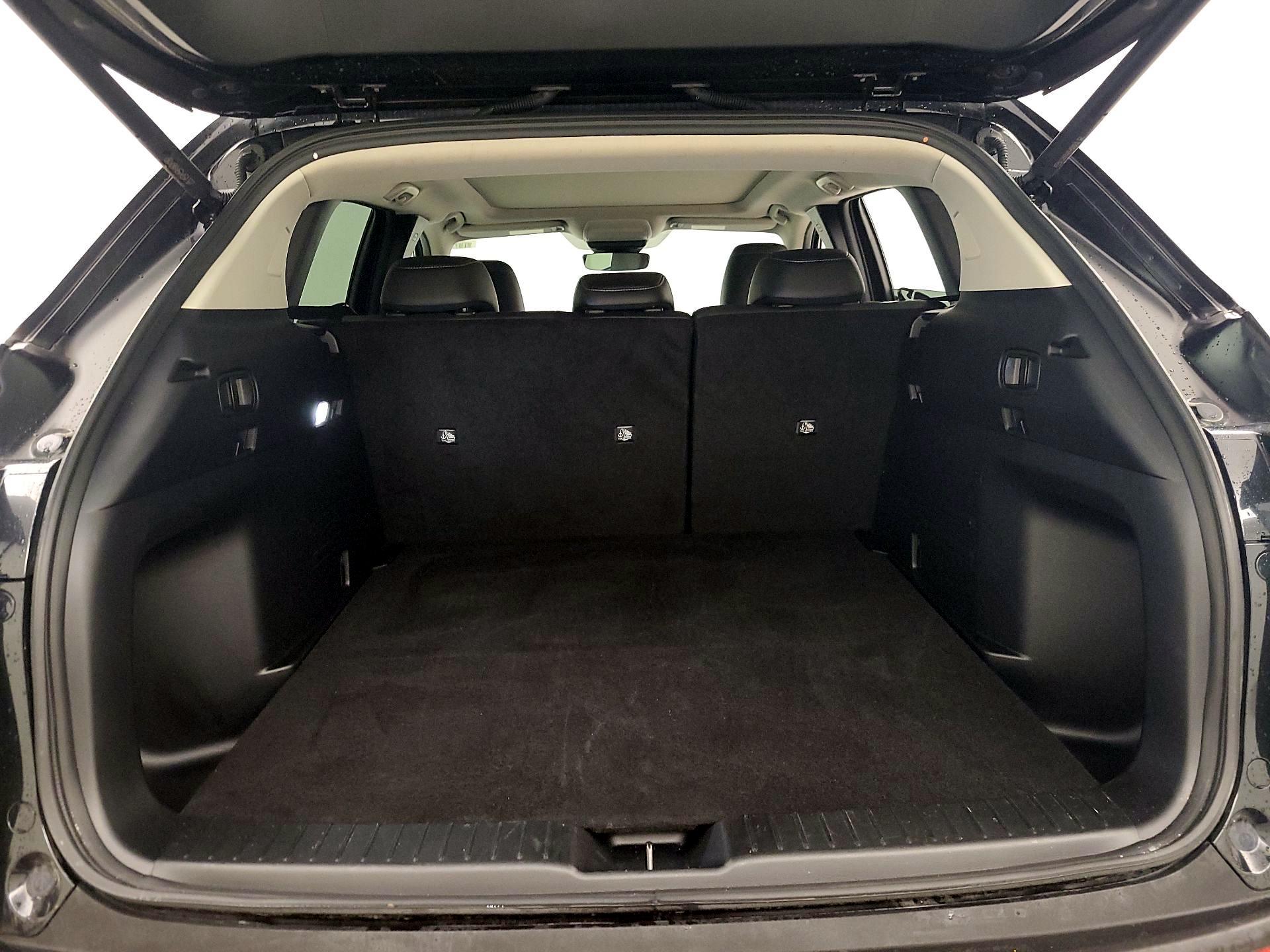 Thumbnail: 2025 Mazda CX-50 - 20