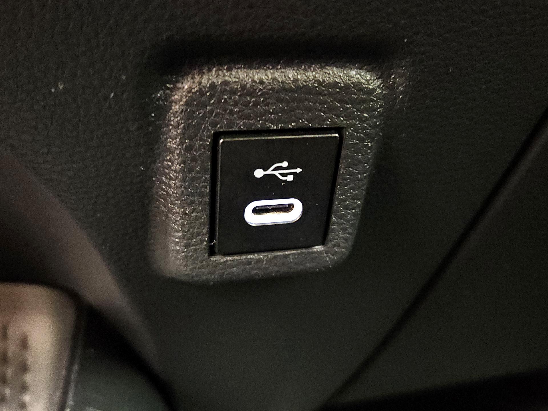 Thumbnail: 2024 Toyota Corolla - 18