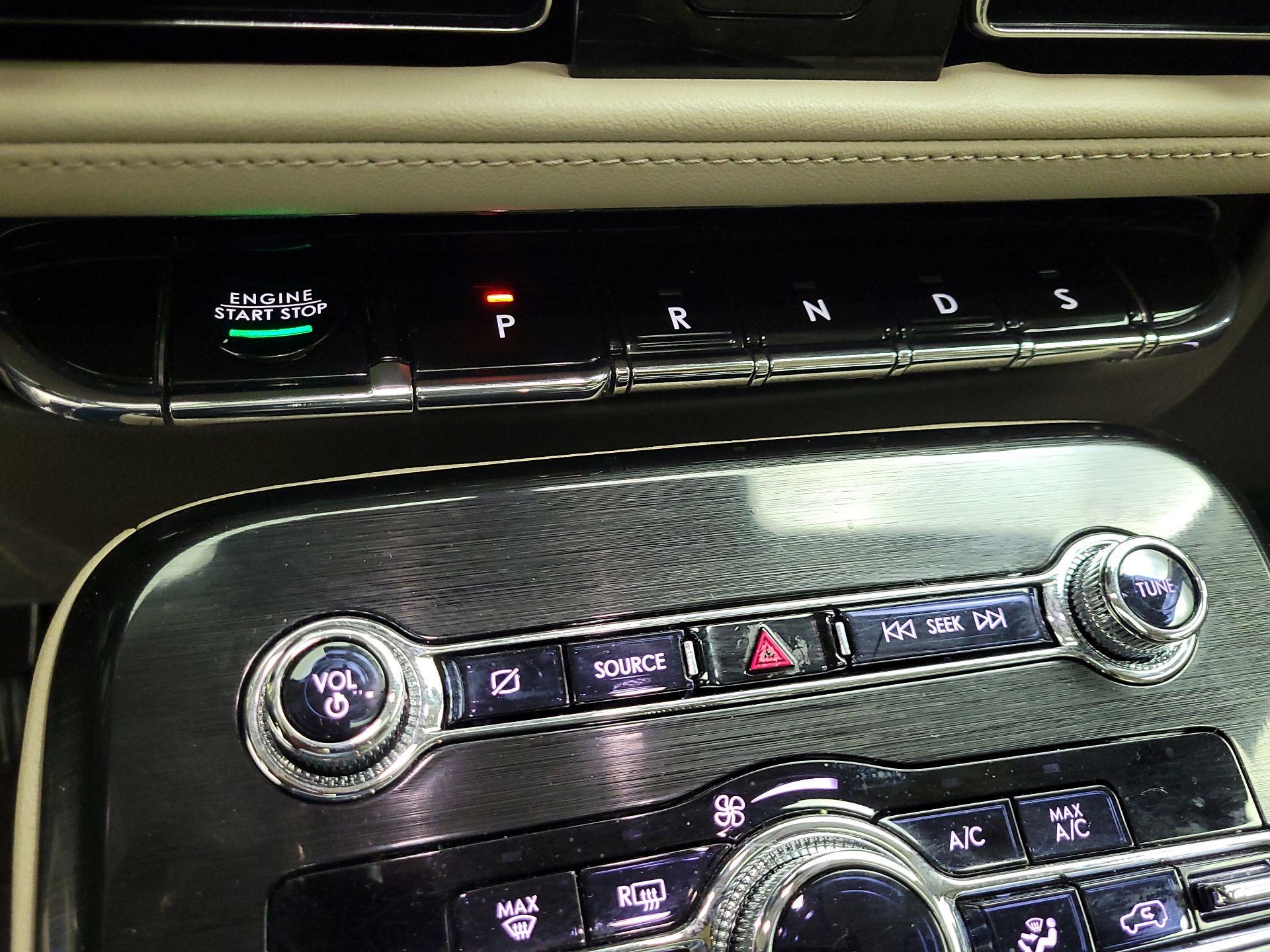 Thumbnail: 2023 Lincoln Nautilus - 18