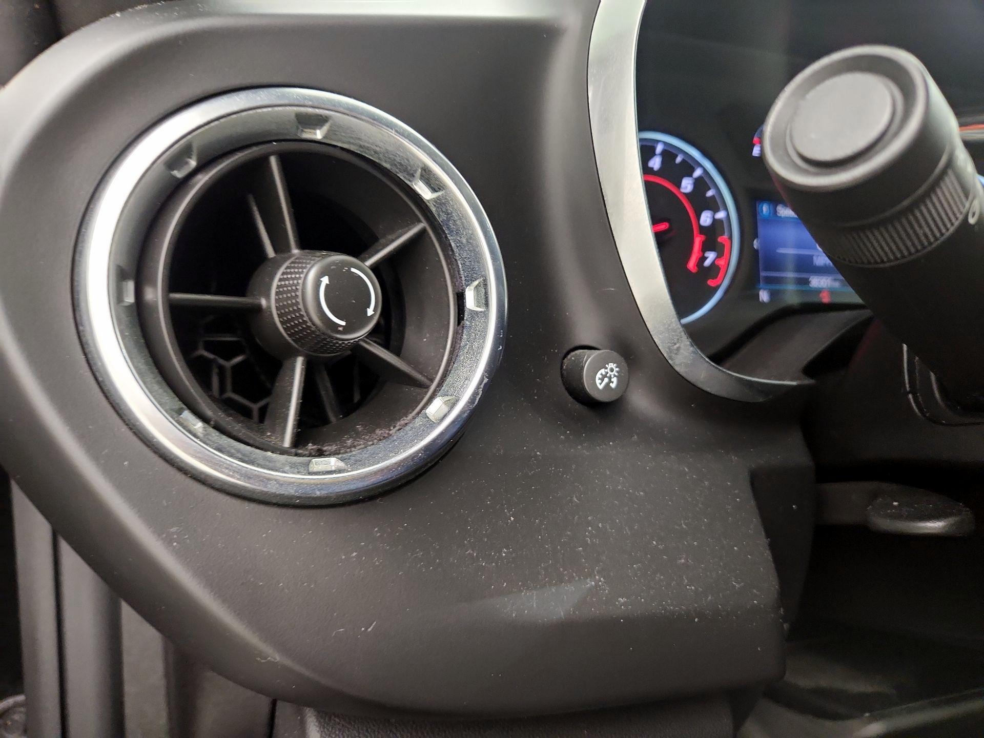 Thumbnail: 2021 Chevrolet Camaro - 13