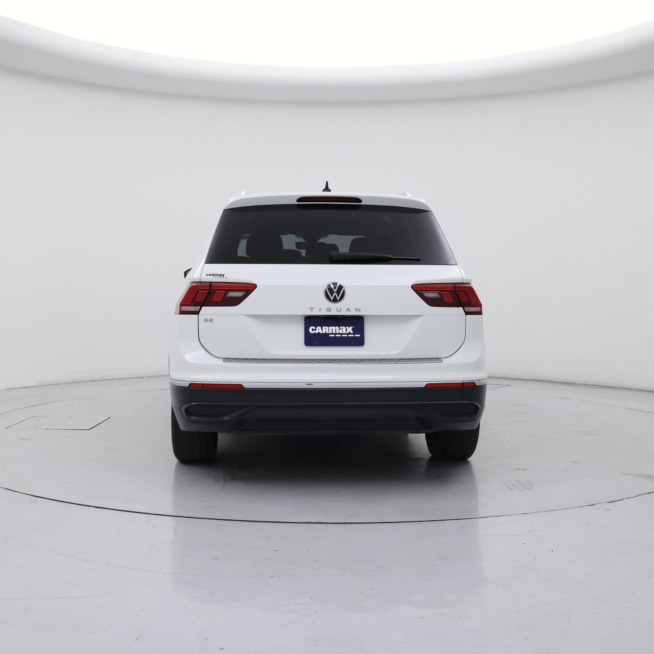 Thumbnail: 2022 Volkswagen Tiguan - 6