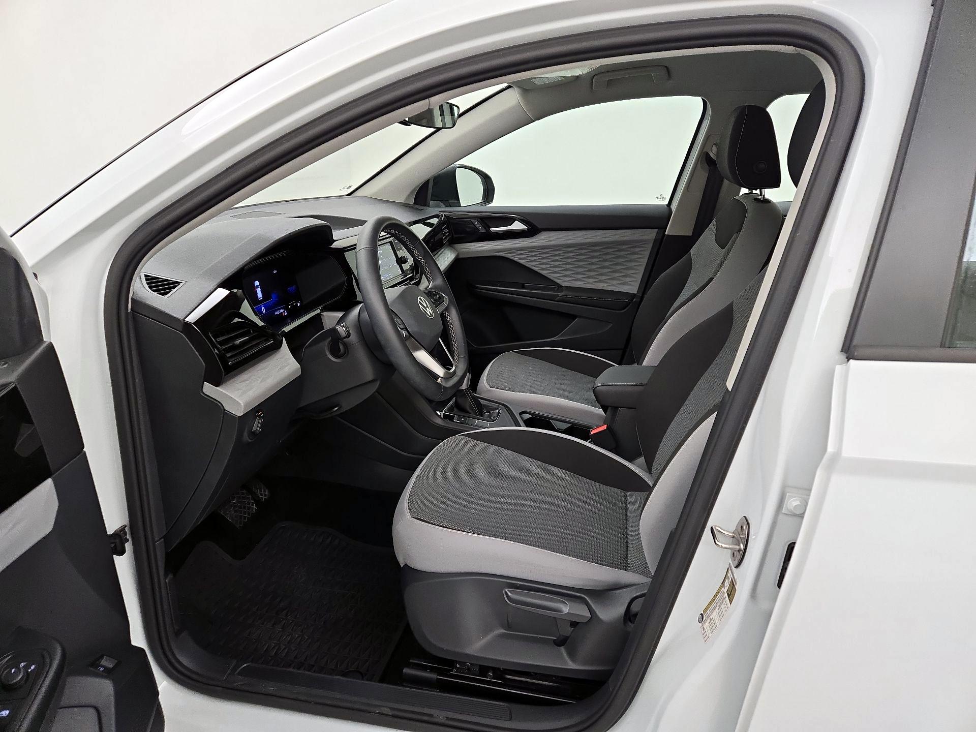 Thumbnail: 2024 Volkswagen Taos - 11