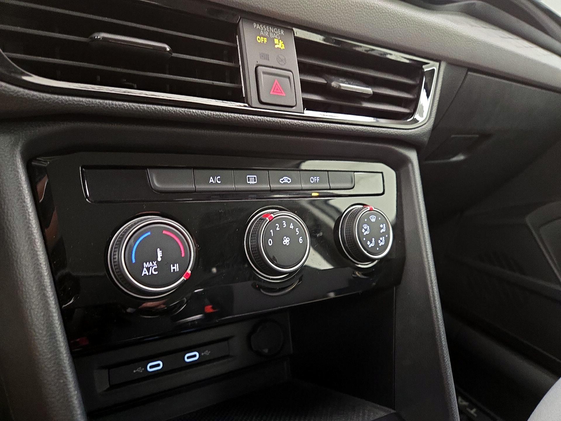 Thumbnail: 2024 Volkswagen Taos - 16