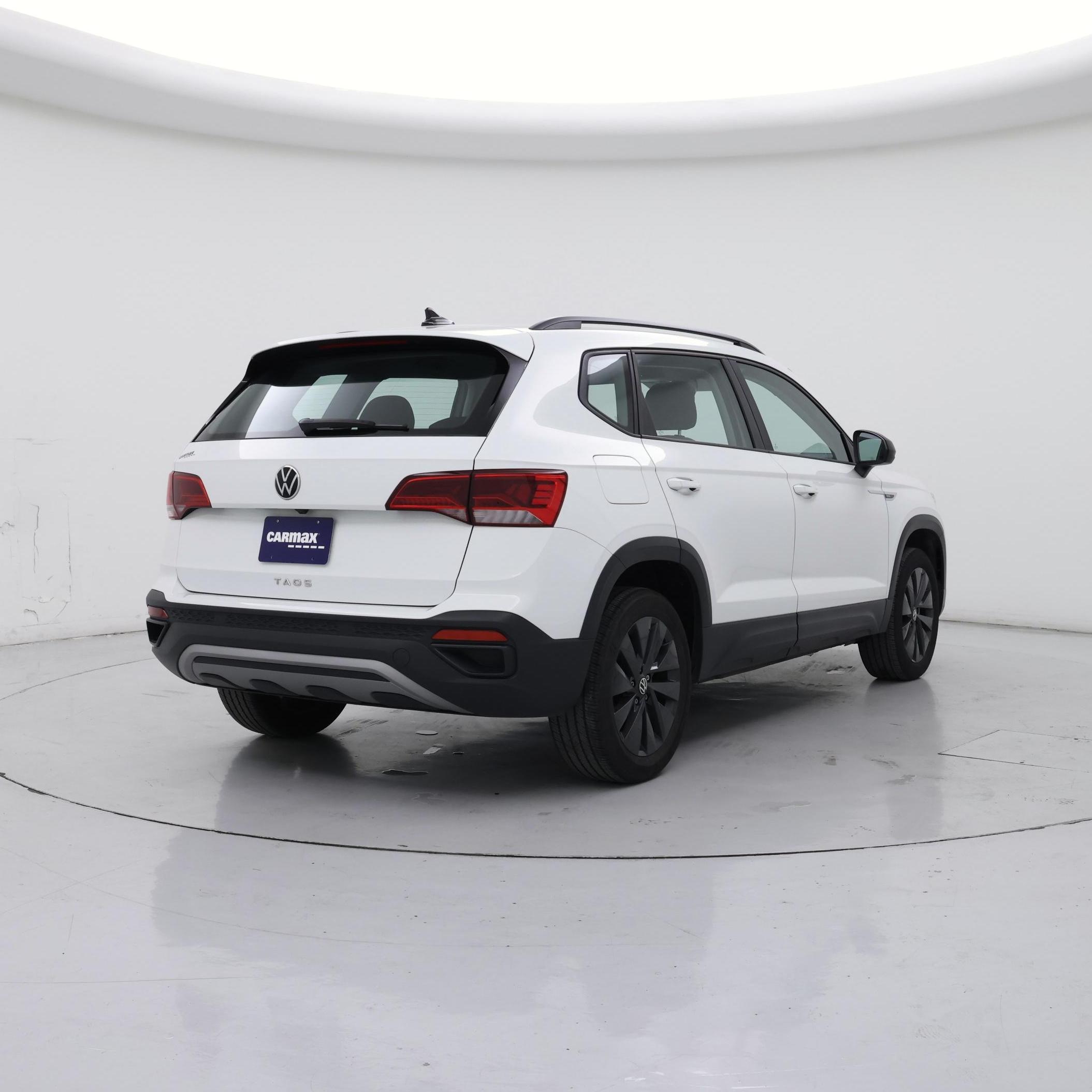 Thumbnail: 2024 Volkswagen Taos - 8