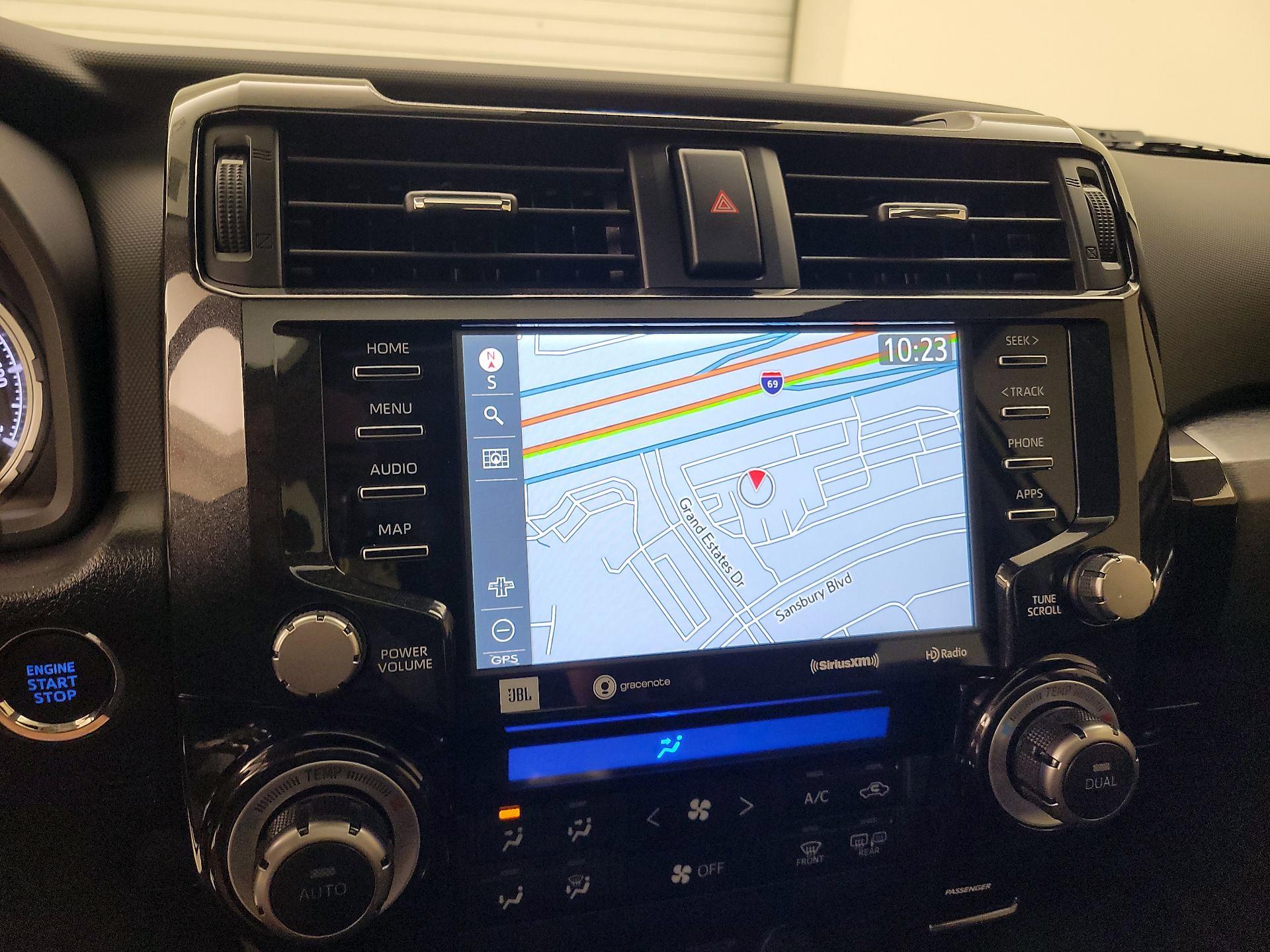 Thumbnail: 2022 Toyota 4Runner - 14