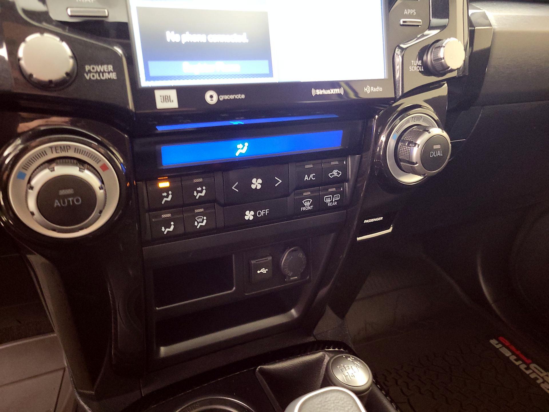 Thumbnail: 2022 Toyota 4Runner - 17