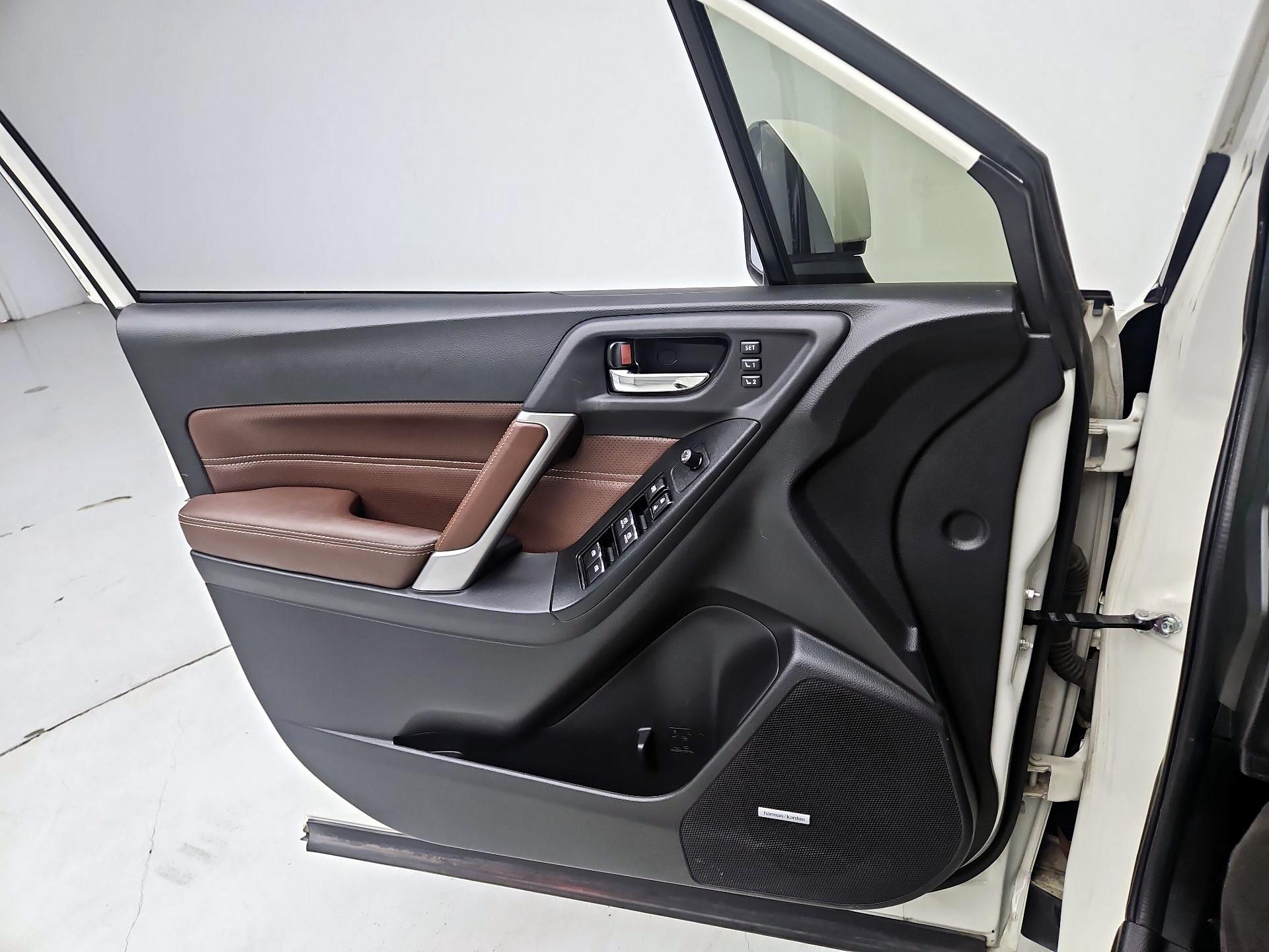 Thumbnail: 2017 Subaru Forester - 12