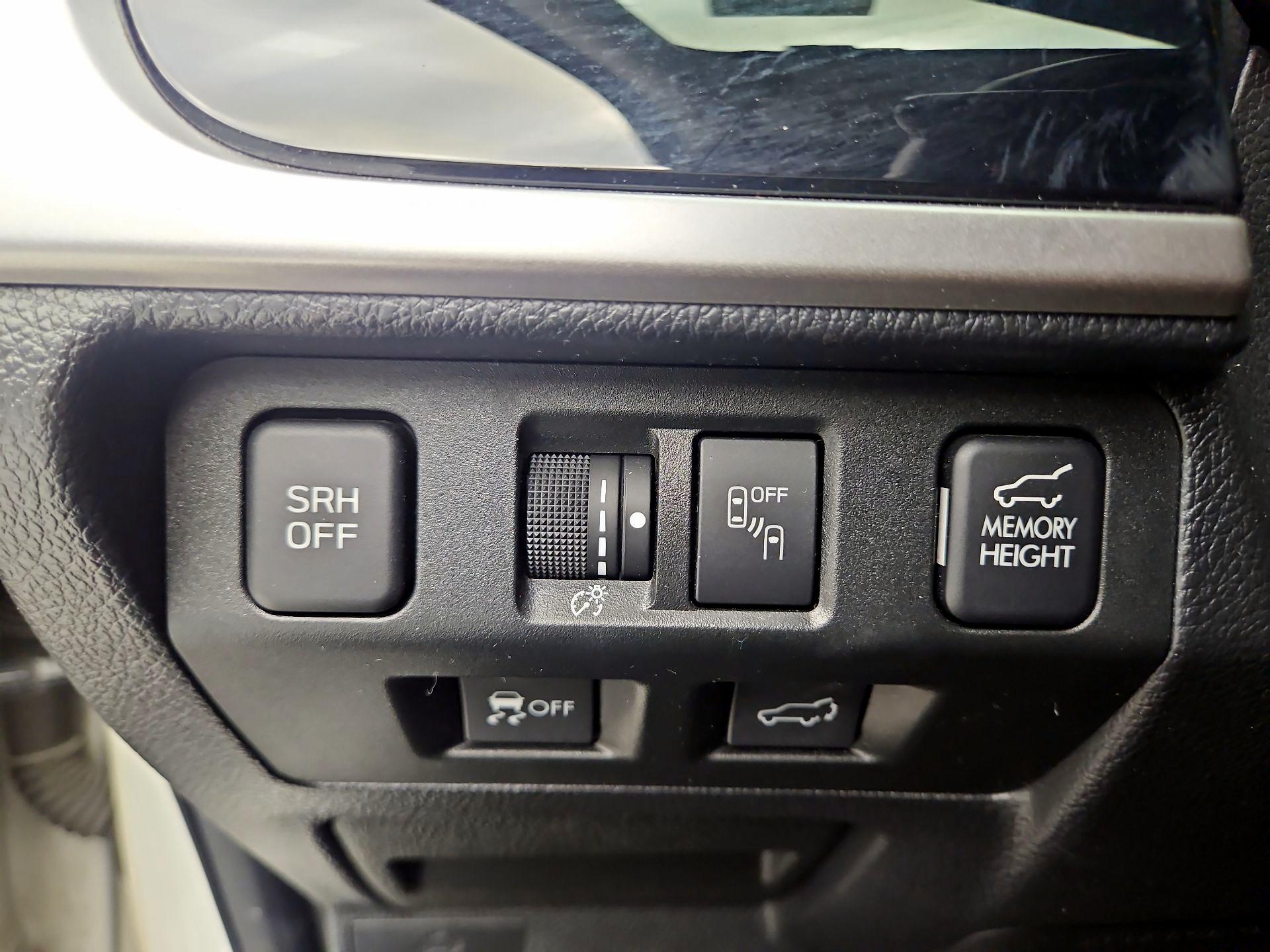 Thumbnail: 2017 Subaru Forester - 13