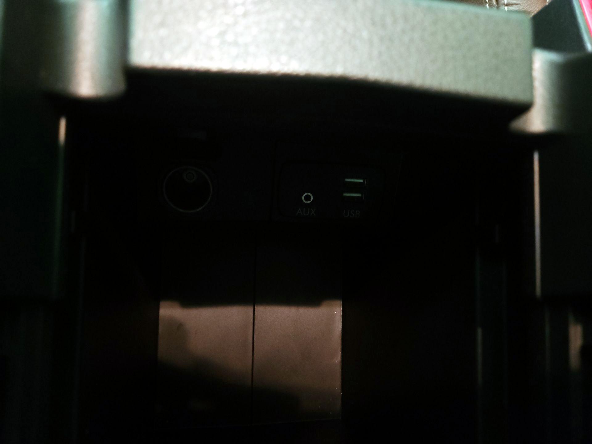 Thumbnail: 2017 Subaru Forester - 18